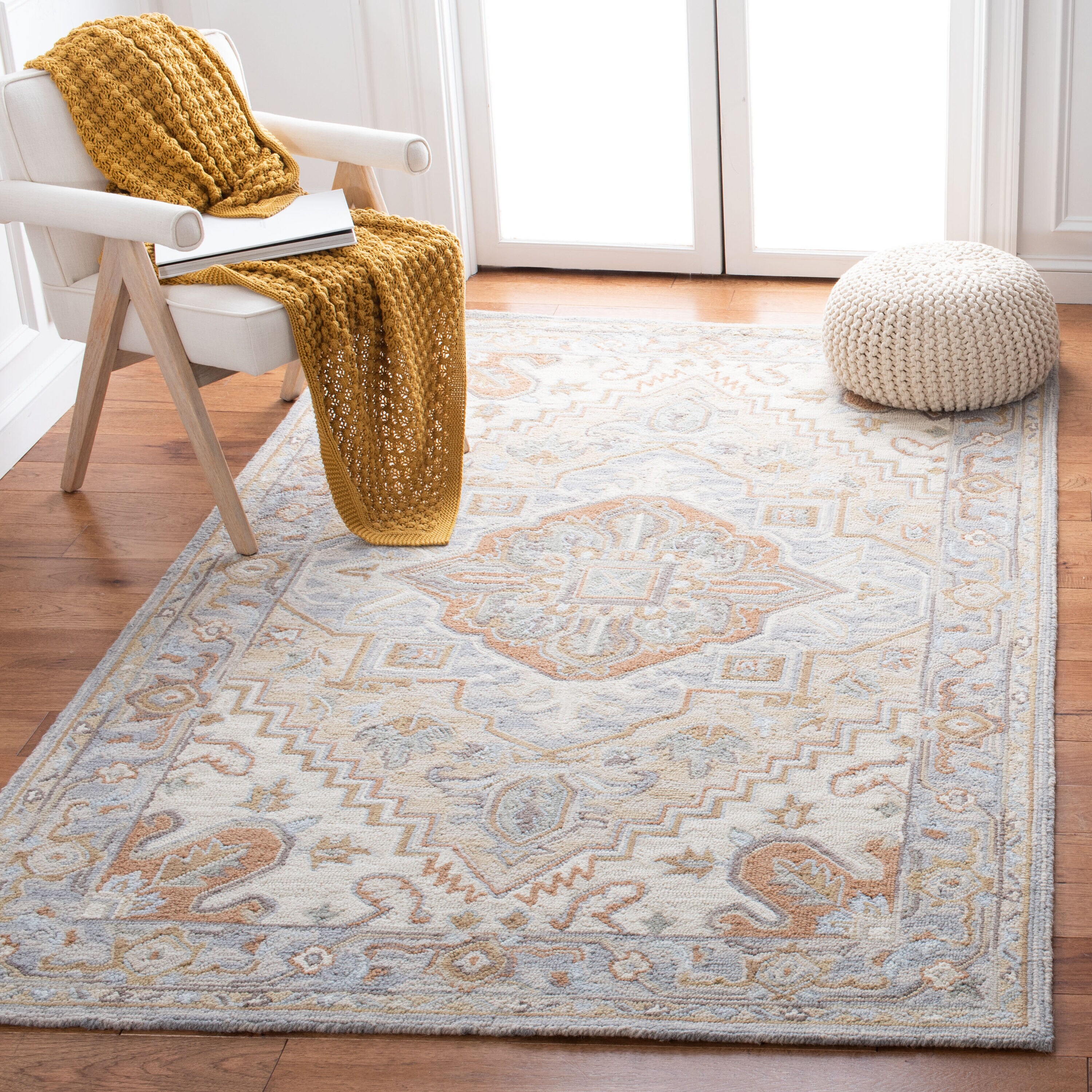  Heritage 920 Beige/Gray Traditional 5ft x 8ft Medium Rectangle Rug