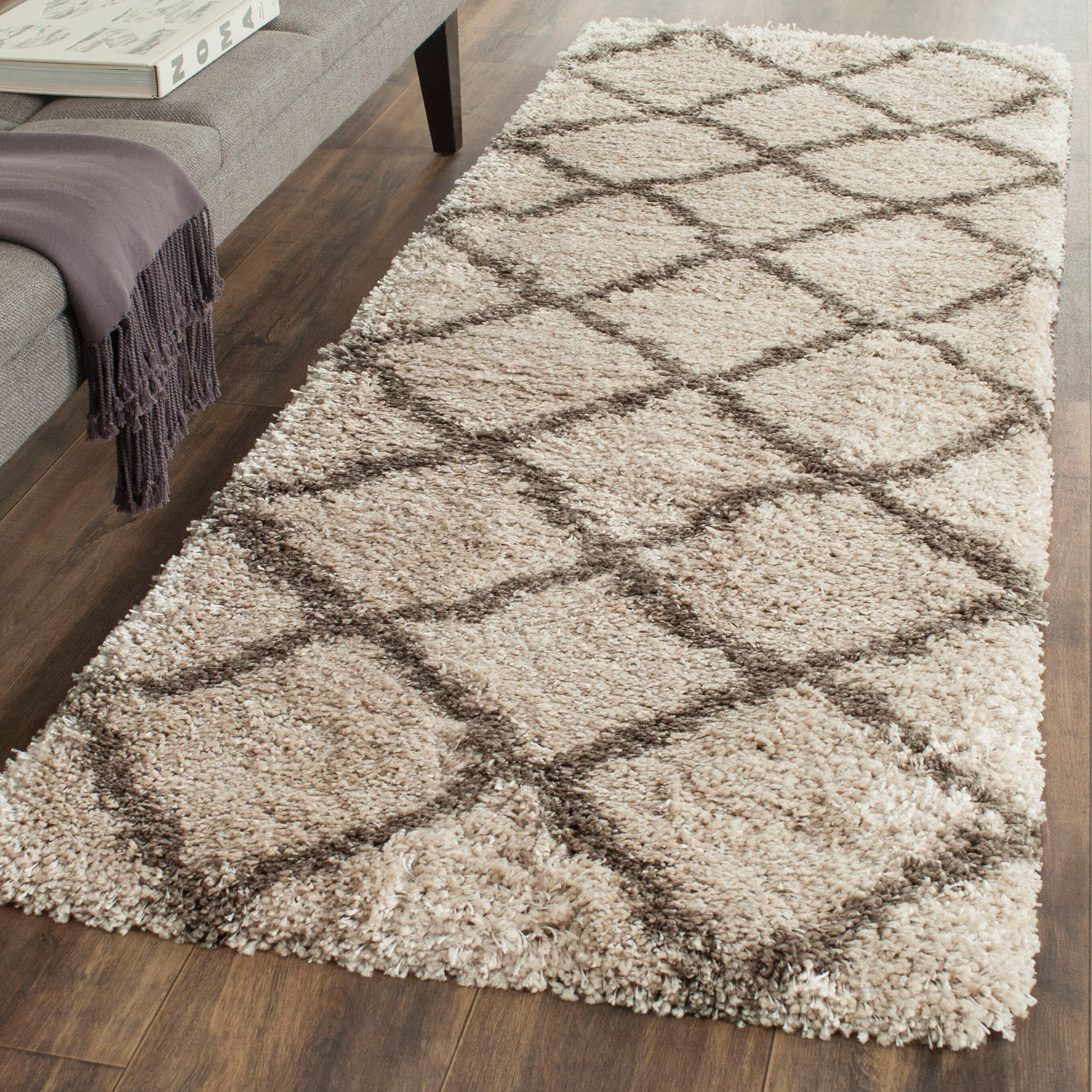 Safavieh SGB489D-29 Belize Denby Shag 2 x 9 (ft) Polypropylene Taupe/Gray Rectangular Indoor Trellis Moroccan Runner rug