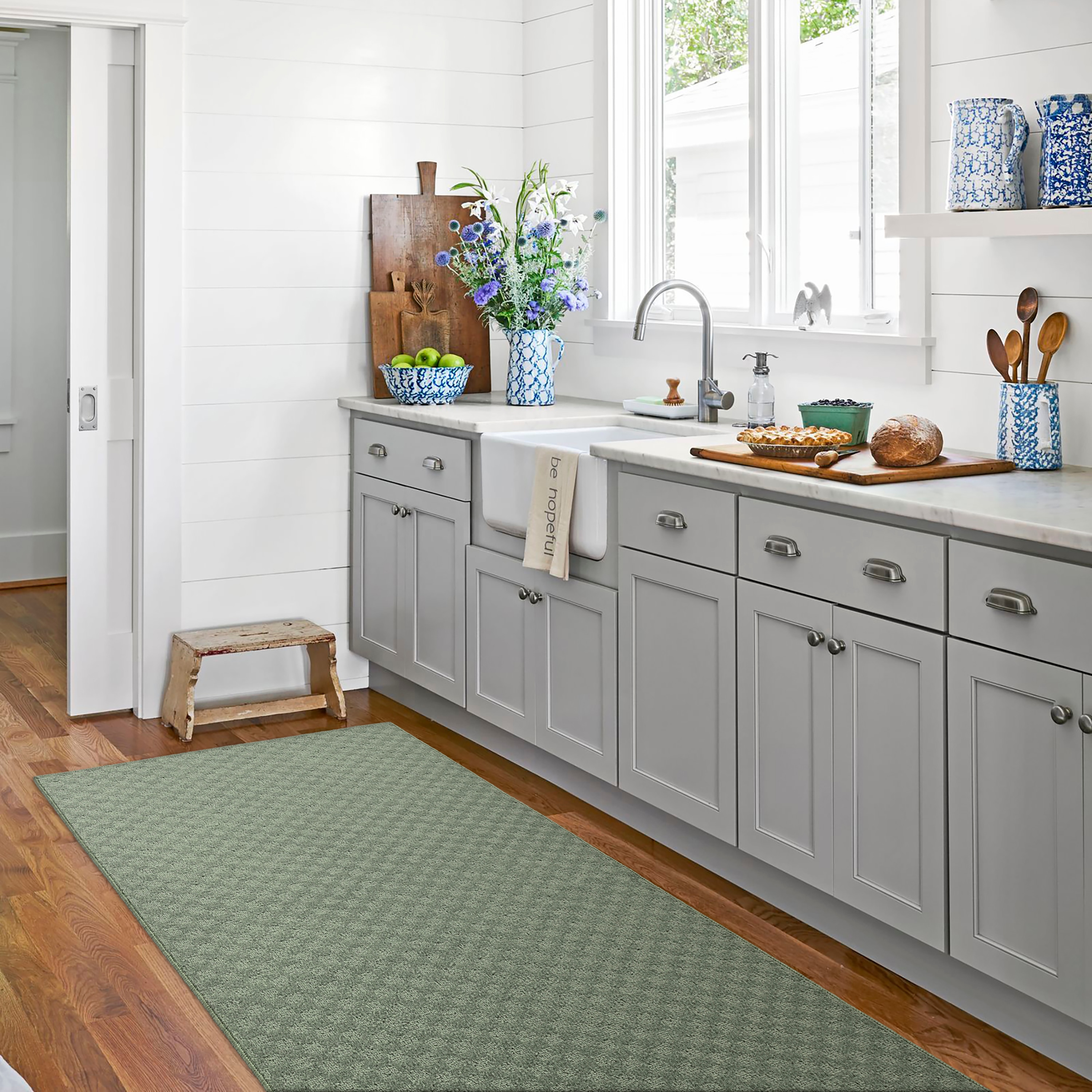 Garland Rug MA000N02414405 Medallion 2 x 12 (ft) Tufted Polypropylene Sage Rectangular Indoor Solid Lodge Runner rug