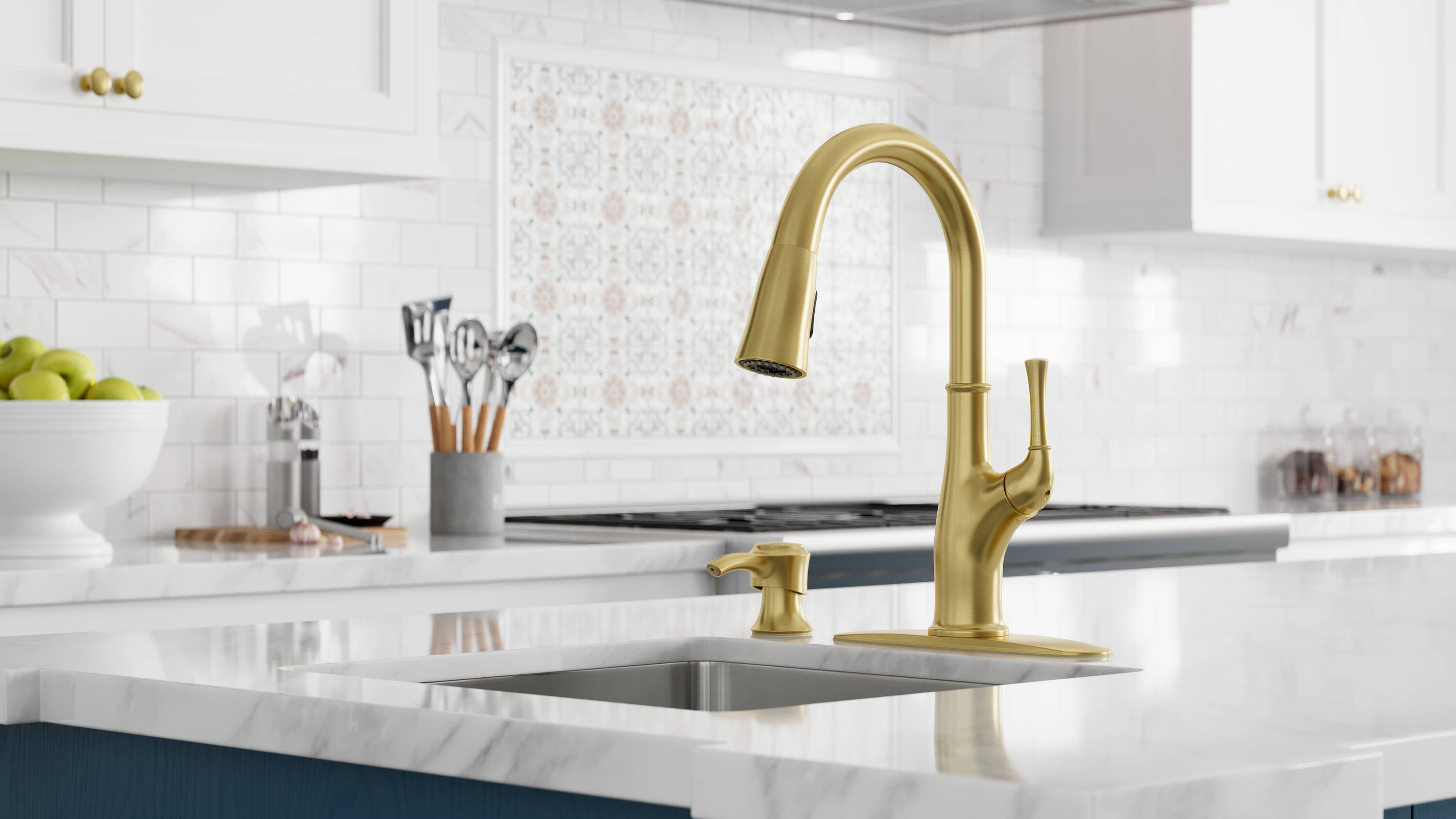 Alderwood Brushed Gold High-Arc Kitchen Faucet with Pull-Out Spray