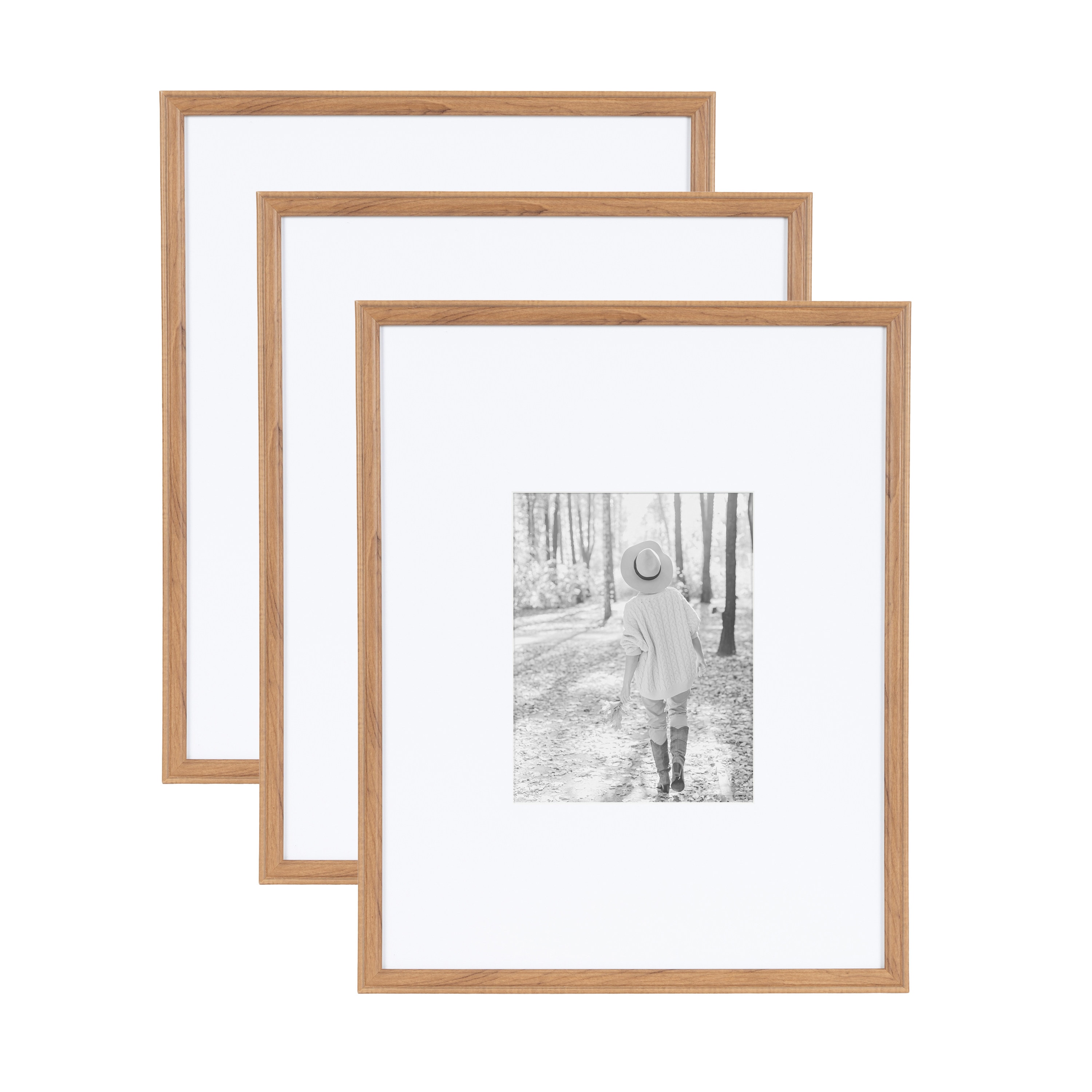 Kate and Laurel 228305 Brown Plastic ( 16-in x 20-in ) Picture frame
