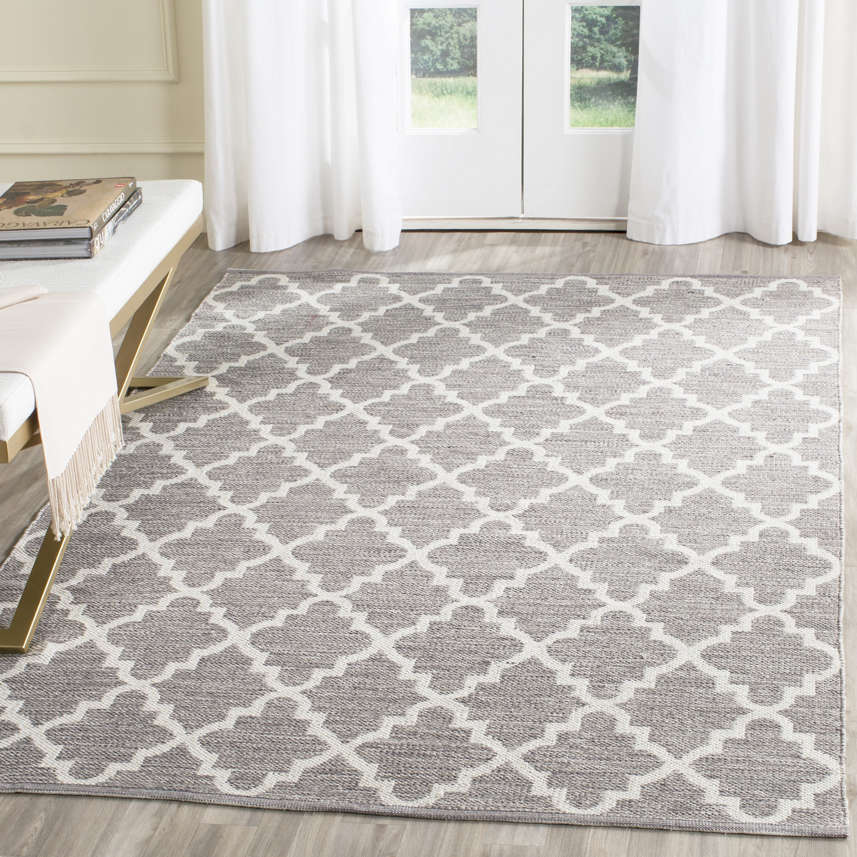 Safavieh MTK810A-57 Montauk Bolsa 5 x 7 (ft) Cotton Gray/Ivory Rectangular Indoor Trellis Coastal Area rug