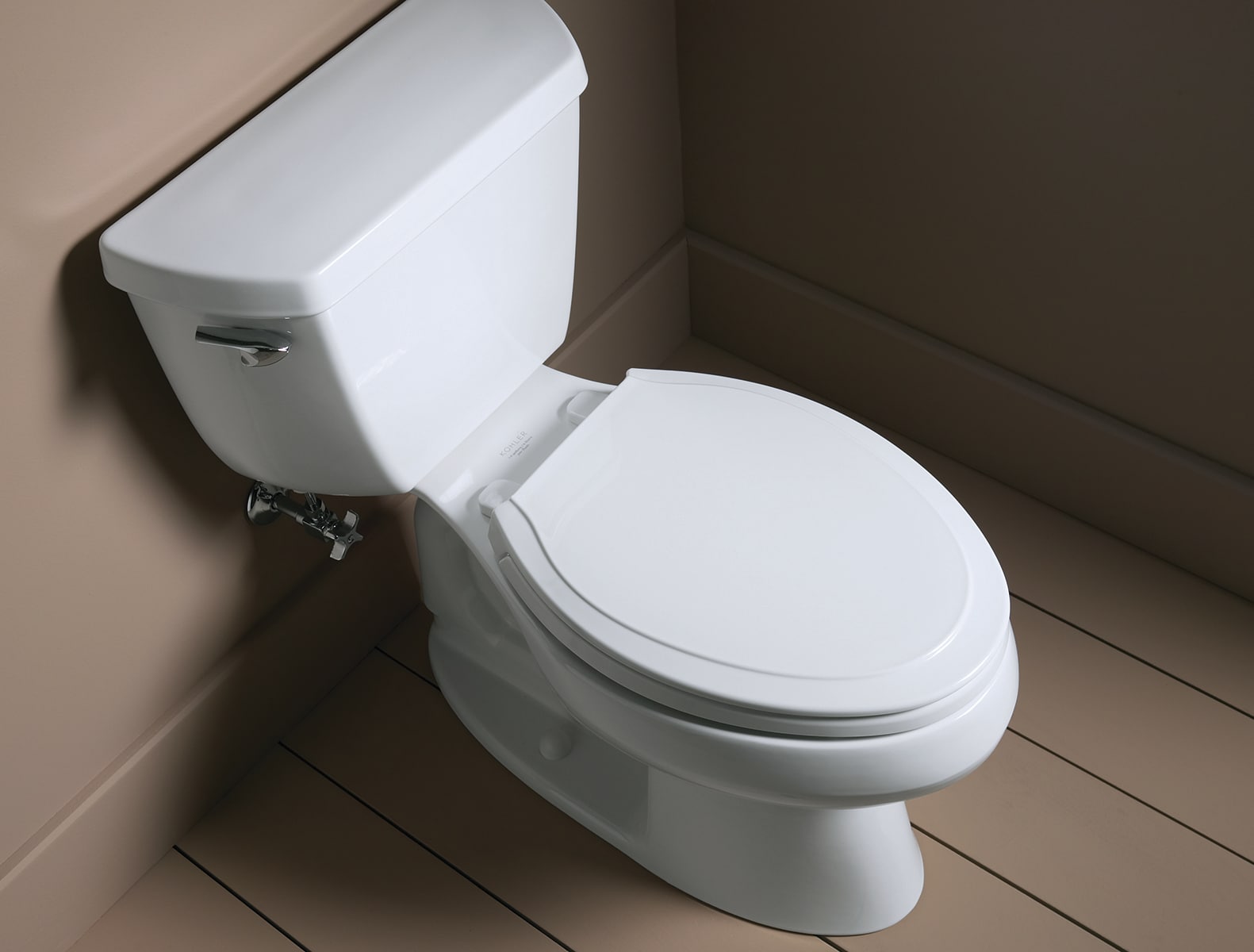 KOHLER Rutledge Plastic White Elongated Soft Close Toilet Seat at
