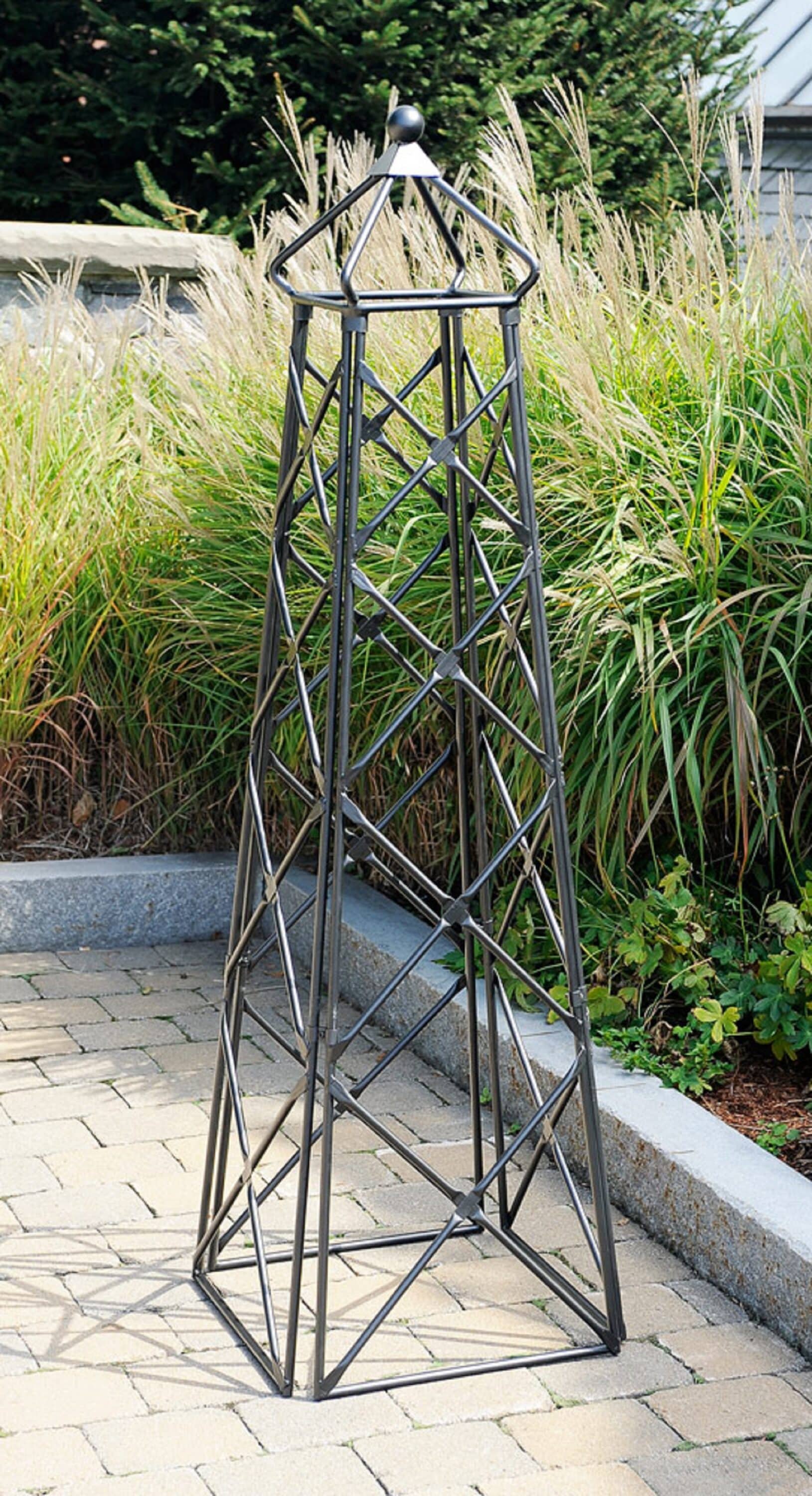 ACHLA Designs OBL-25 Garden-Trellis - View #3