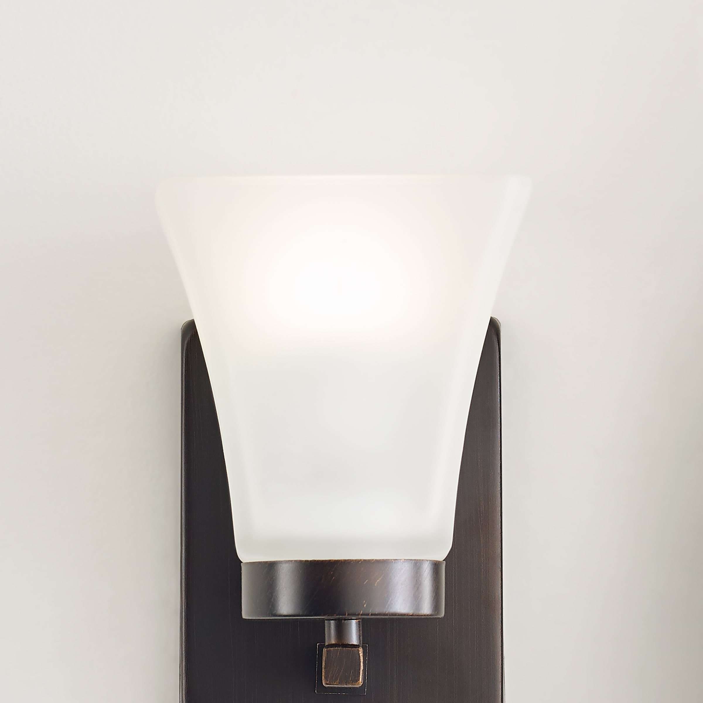 Bayfield Burnt Sienna 7.75" Bronze Wall/Bath Sconce