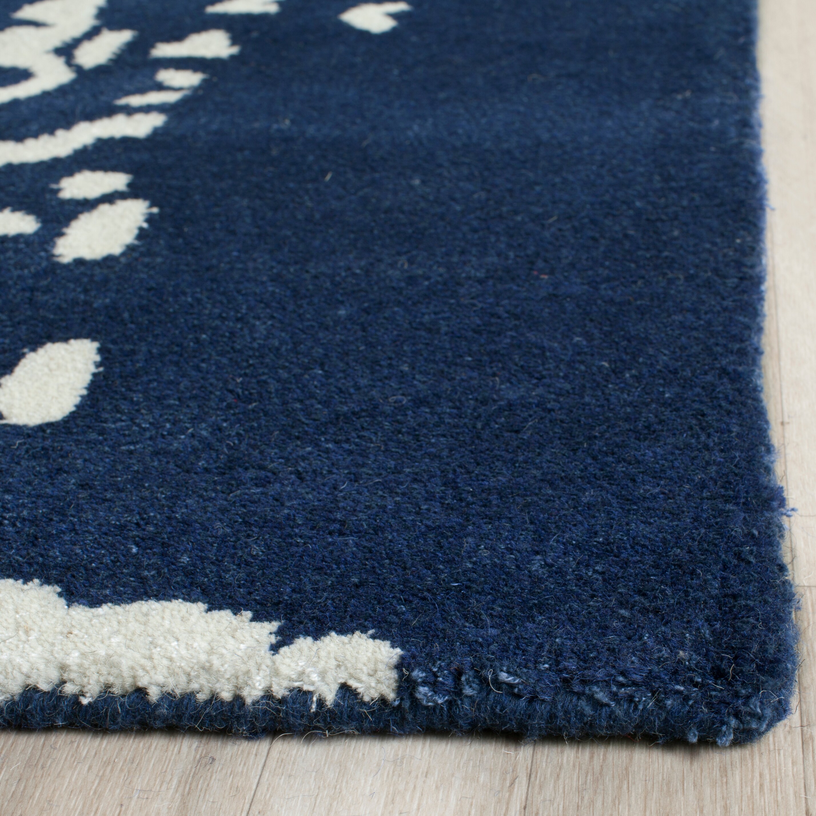 Safavieh BEL125D-4 rugs - View #2