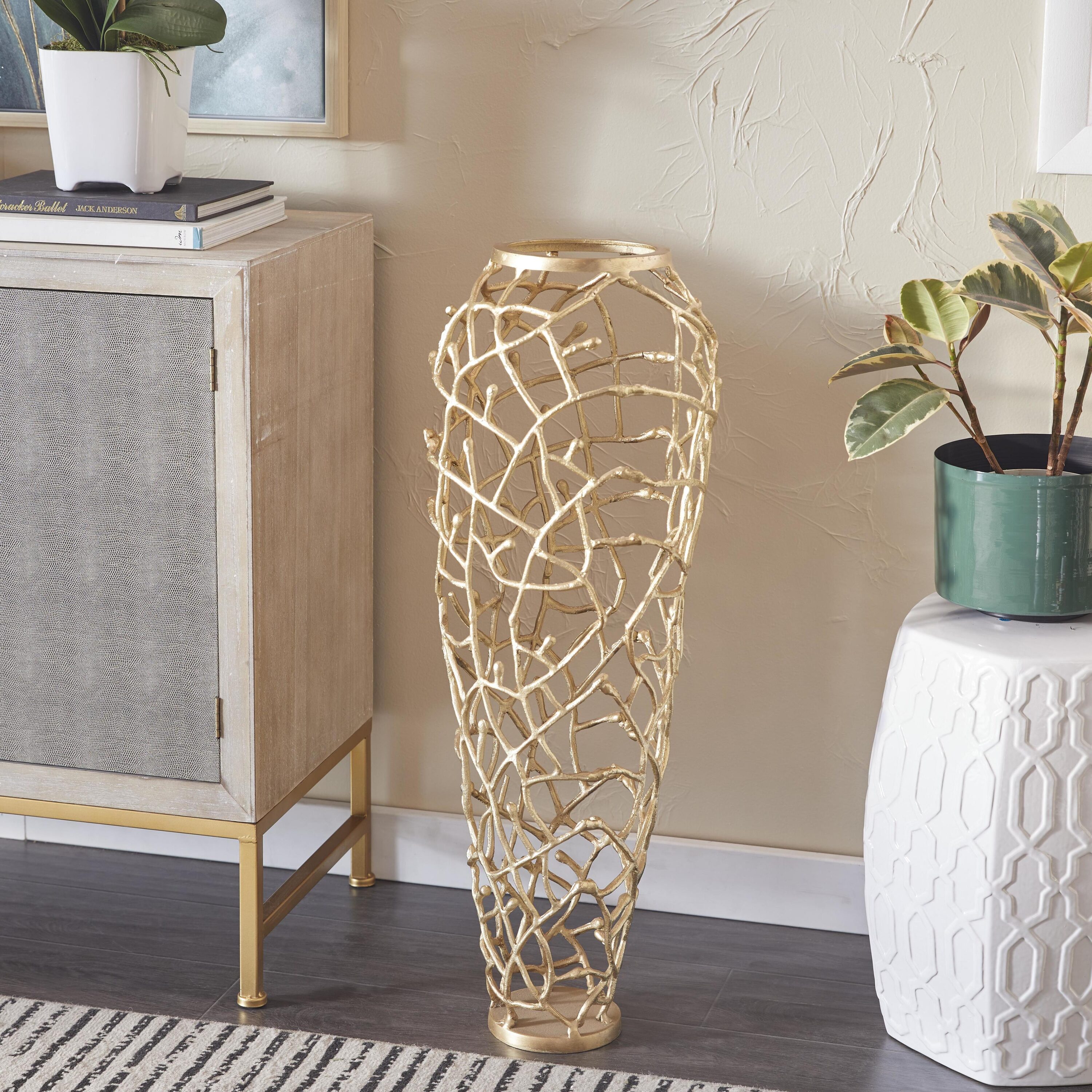 Grayson Lane 26369 Gold Aluminum Modern Vase