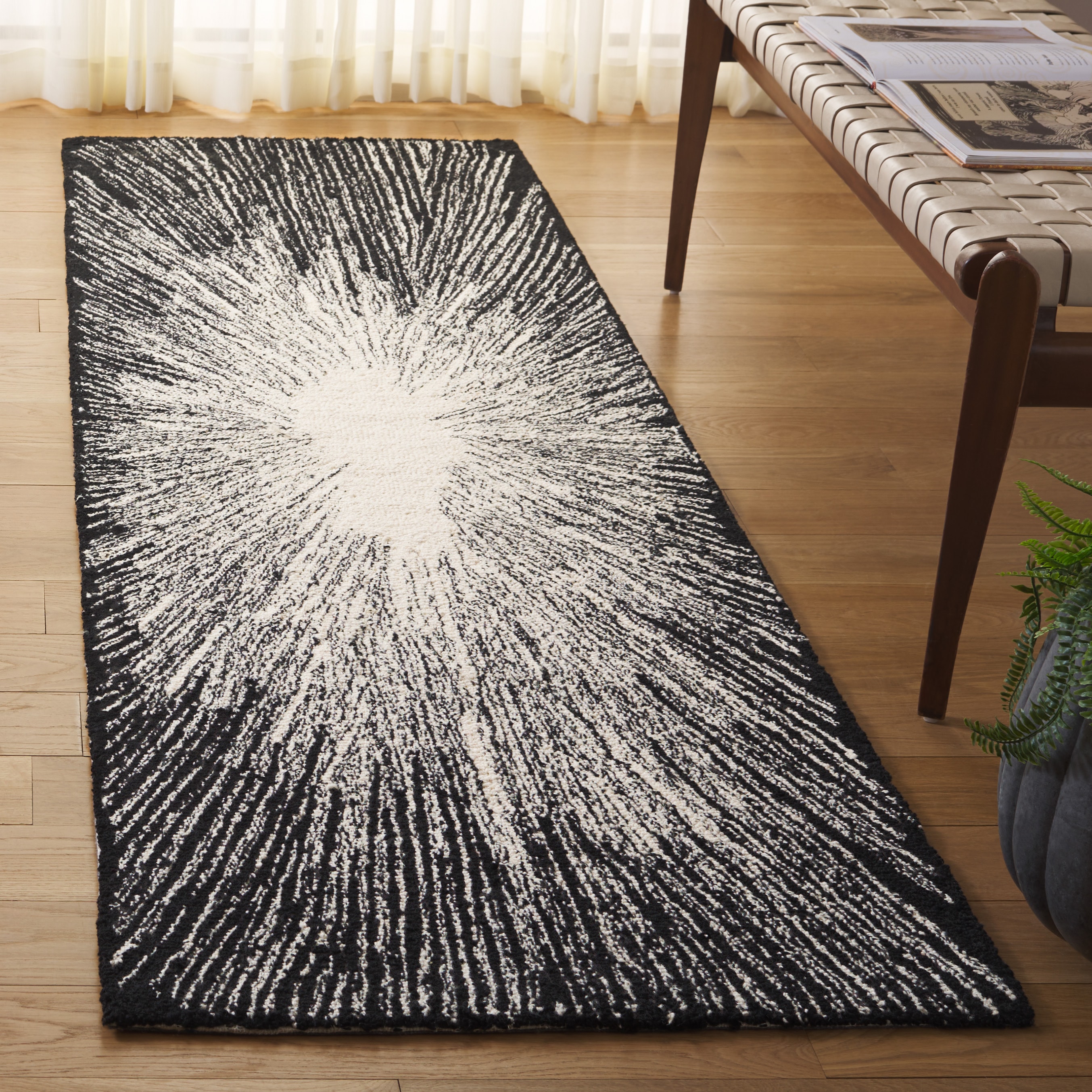  Abstract 375 Ivory/Black Contemporary 2ft-3in x 8ft Runner Rug