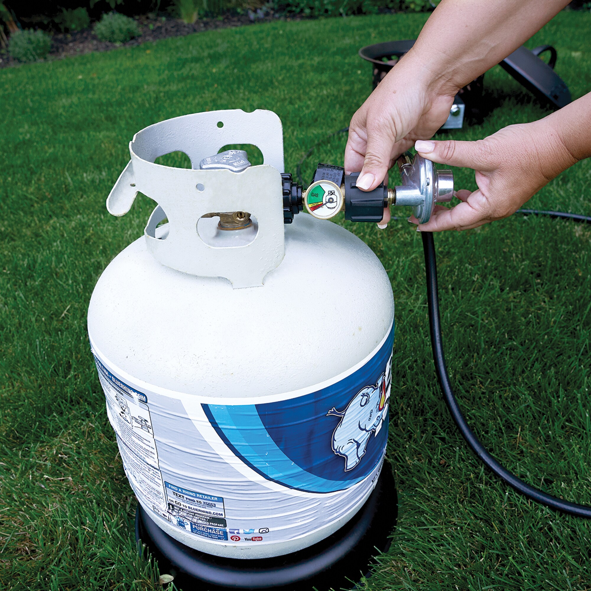 Blue Rhino 03003LWS Propane-Tanks-Accy - View #4