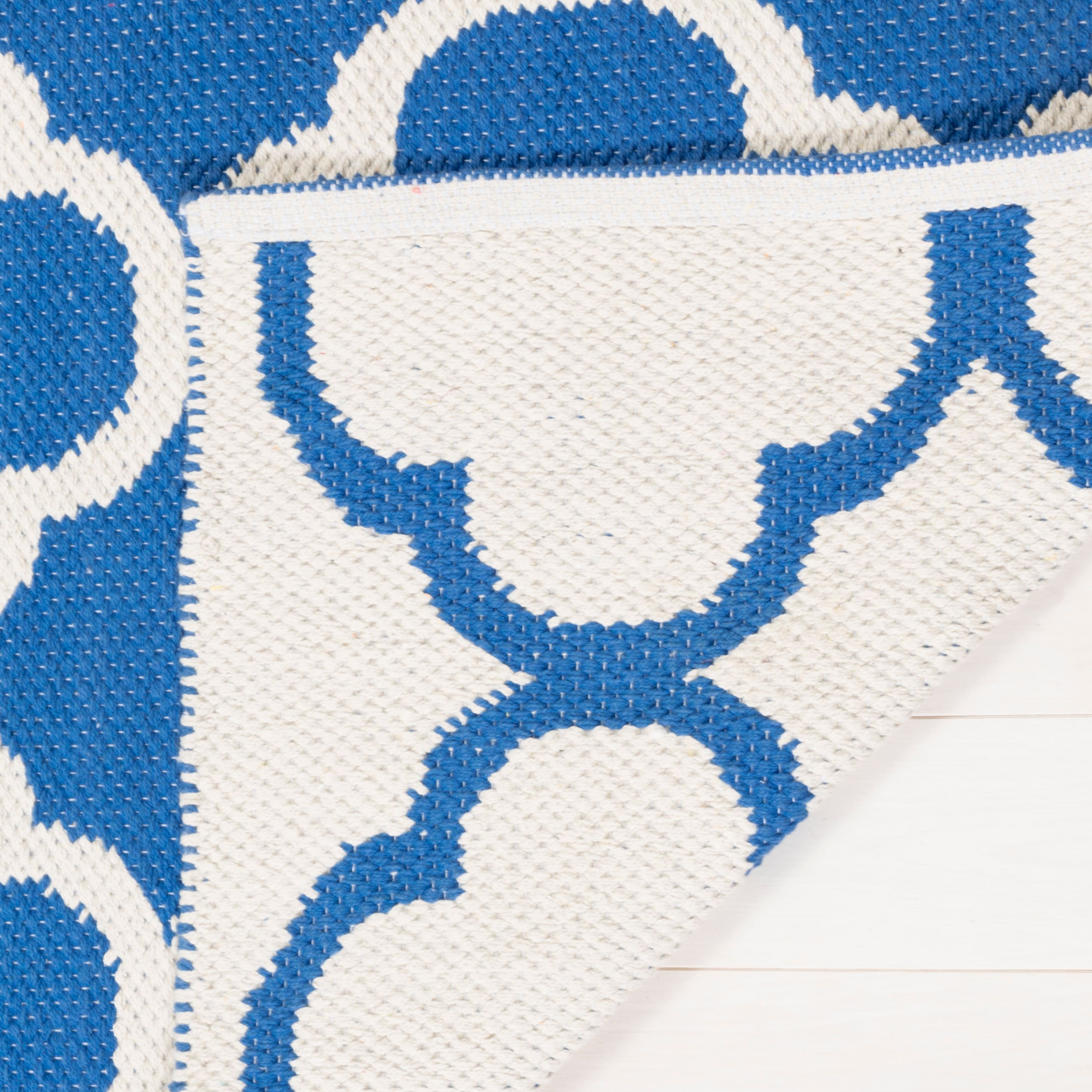 Safavieh MTK725C-5 rugs - View #4