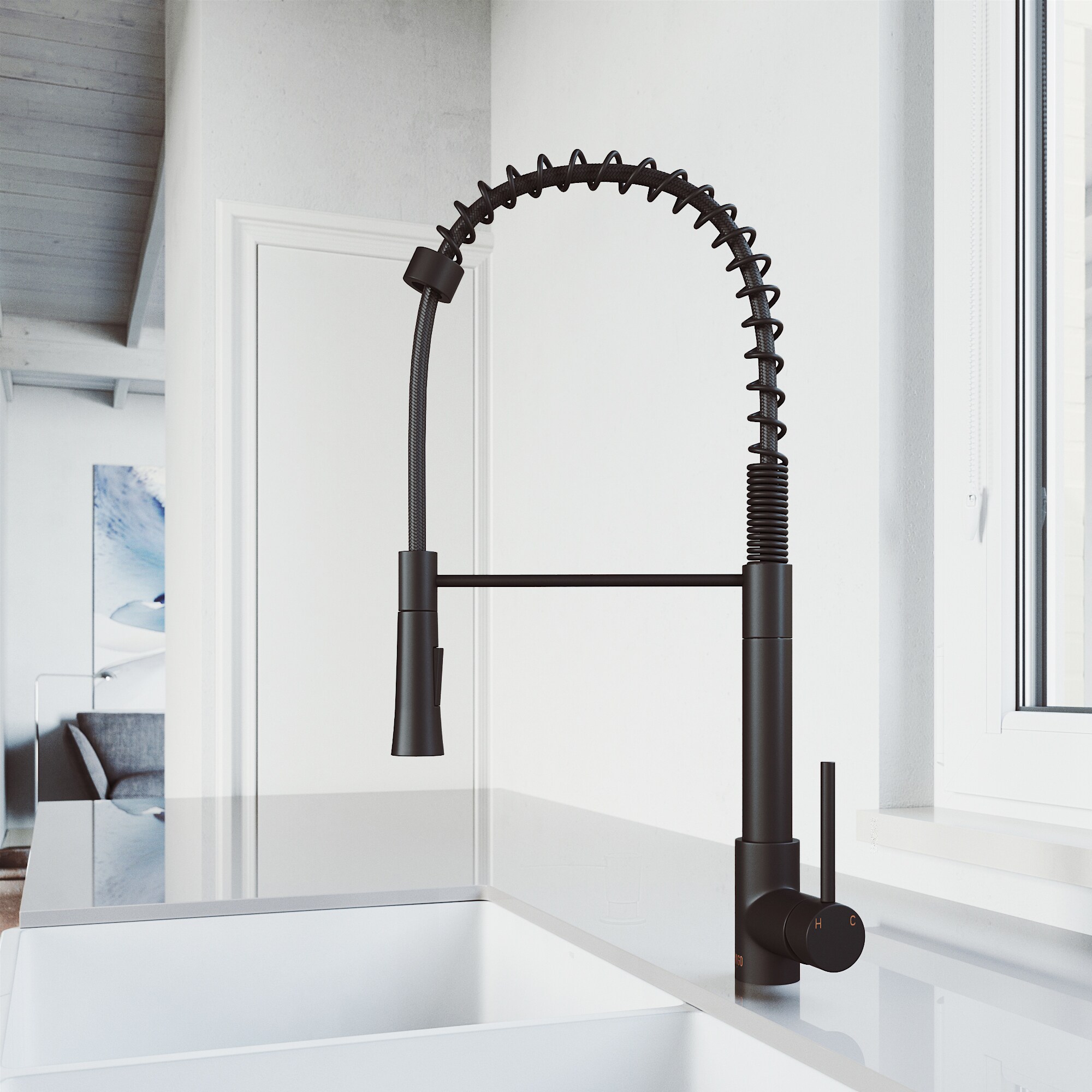 VIGO Laurelton Matte Black Single Handle Pull-down Kitchen Faucet with ...