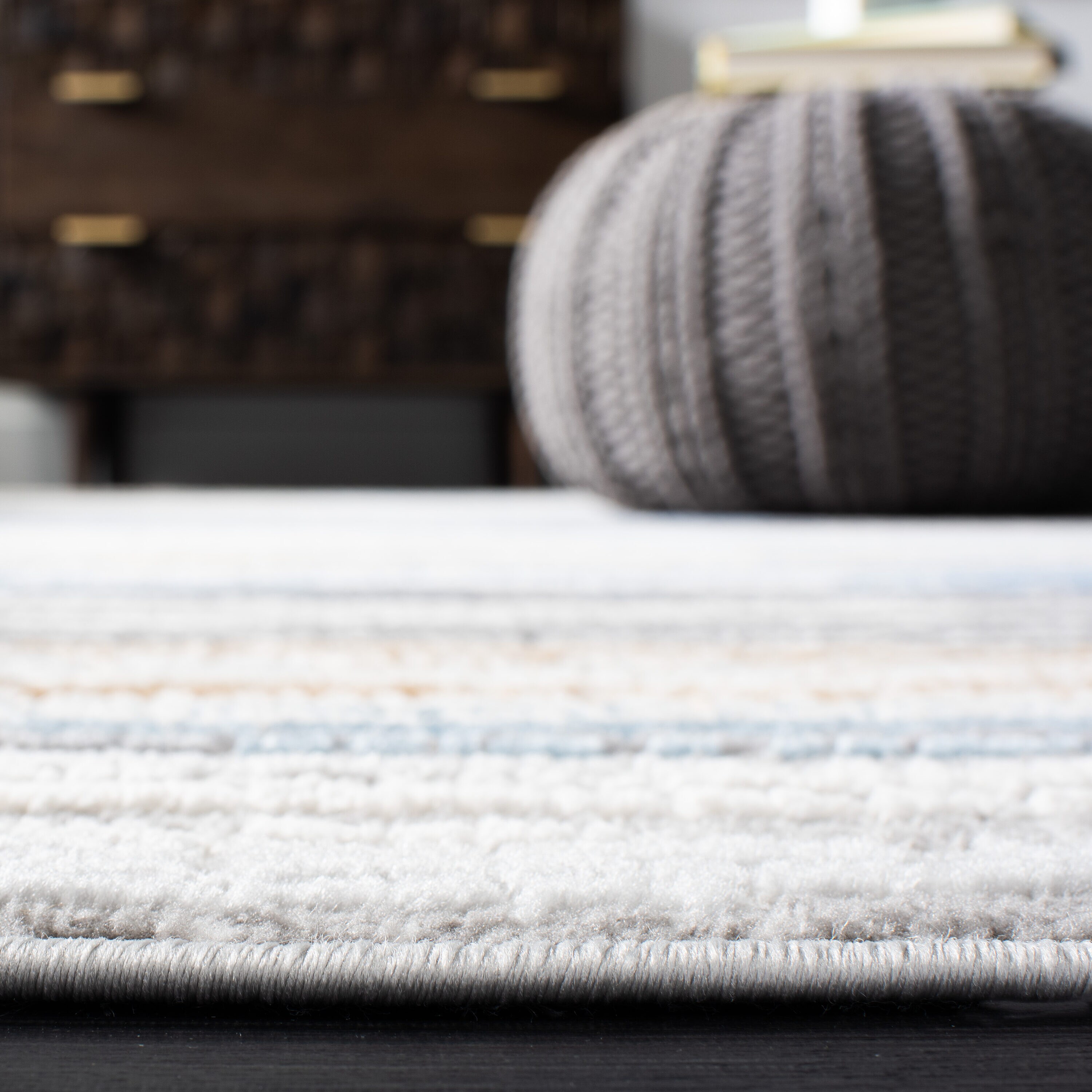 Safavieh SHV156M-5 rugs - View #4