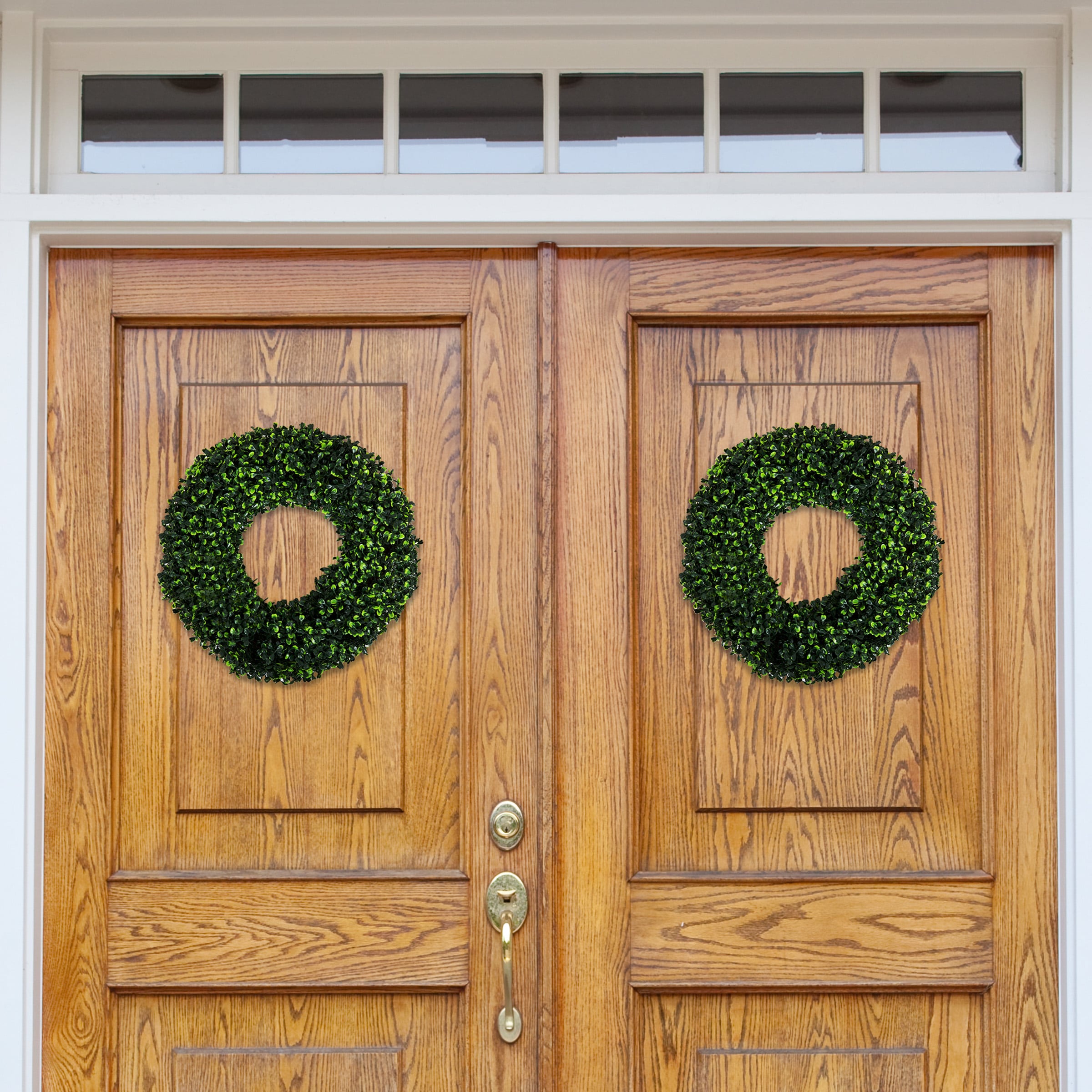 16.5-Inch UV Resistant Artificial Boxwood Wreath for All Seasons