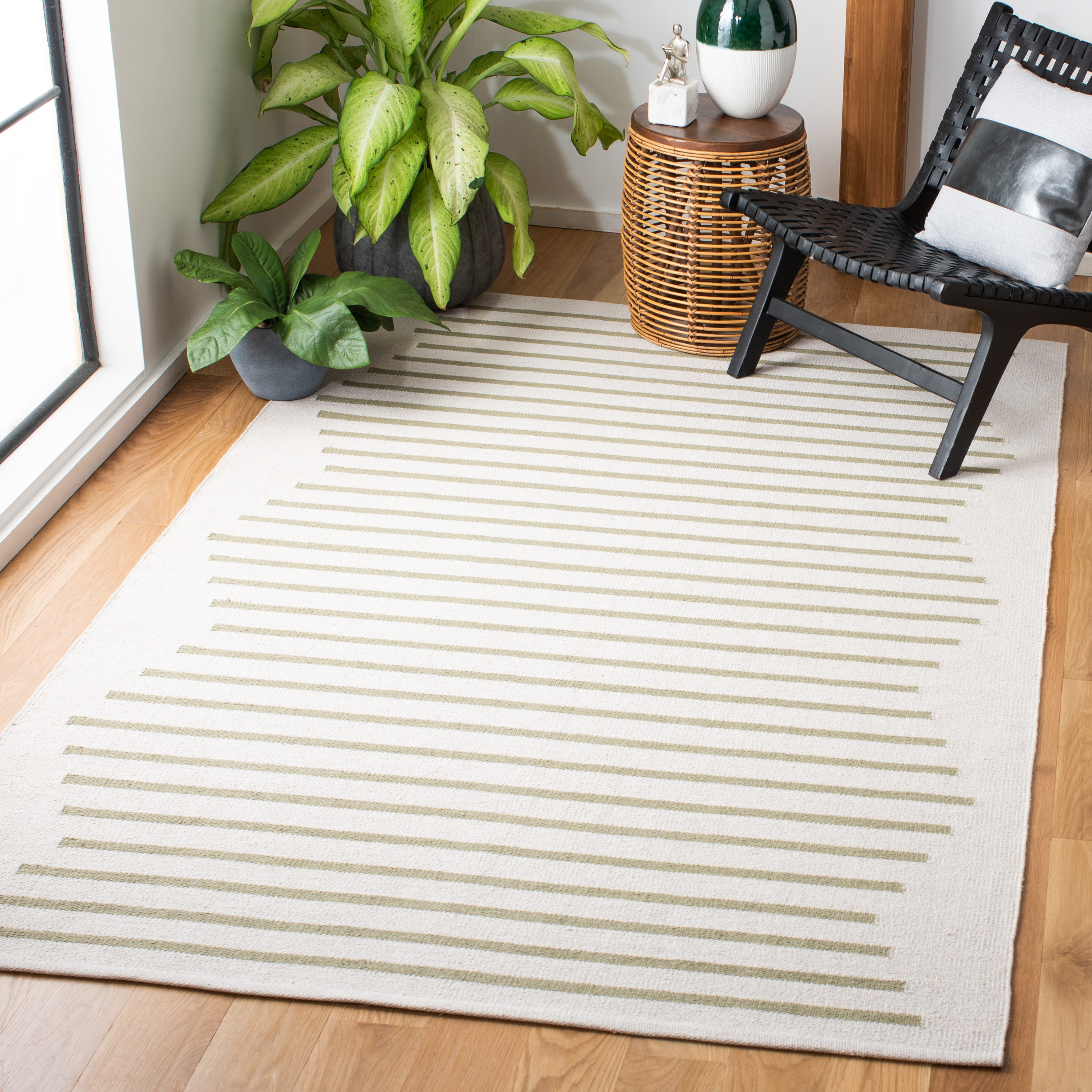 Safavieh MTK313J-5 rugs - View #2