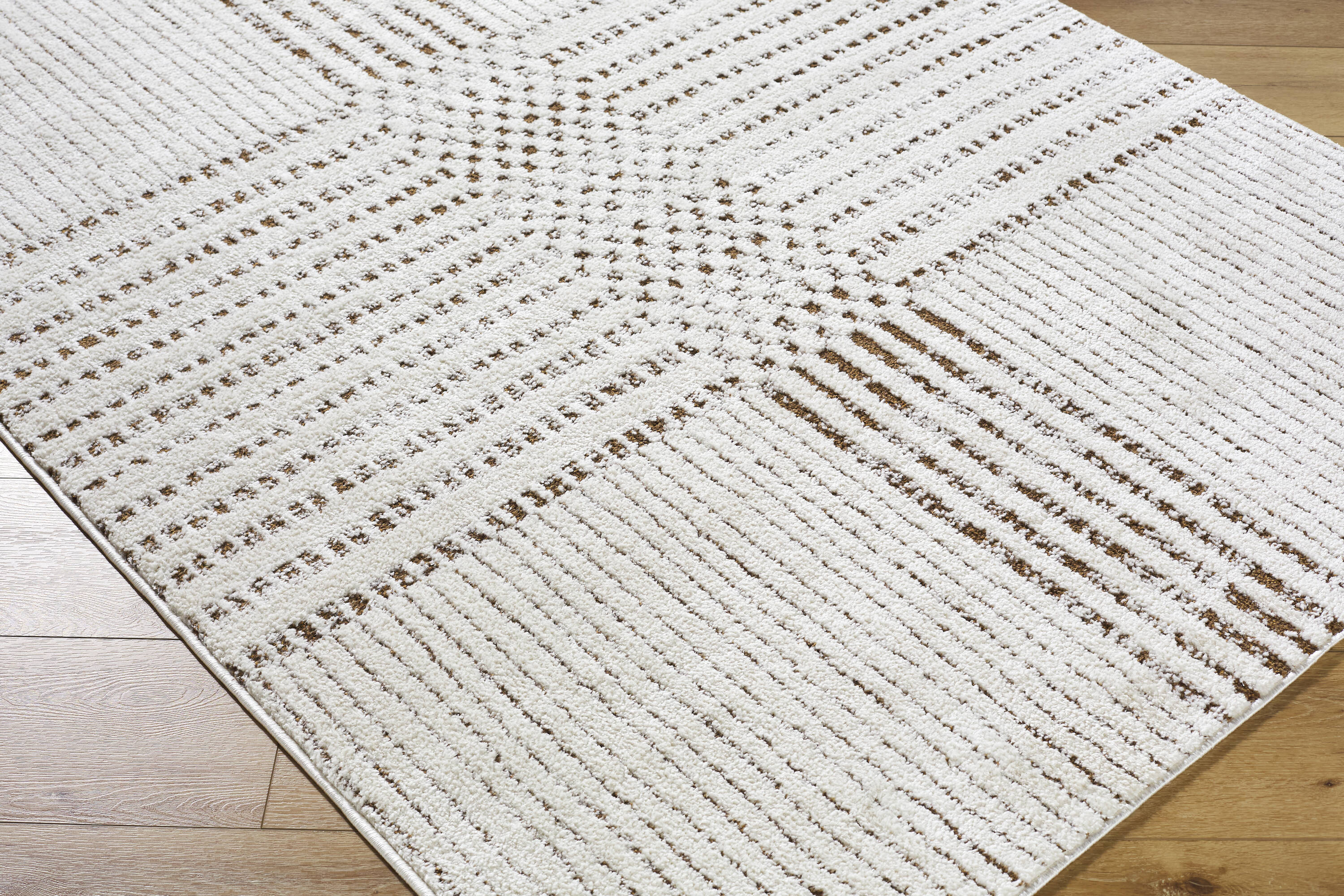 Ivory and Dark Brown Geometric Polyester Area Rug, 6'7" x 9'