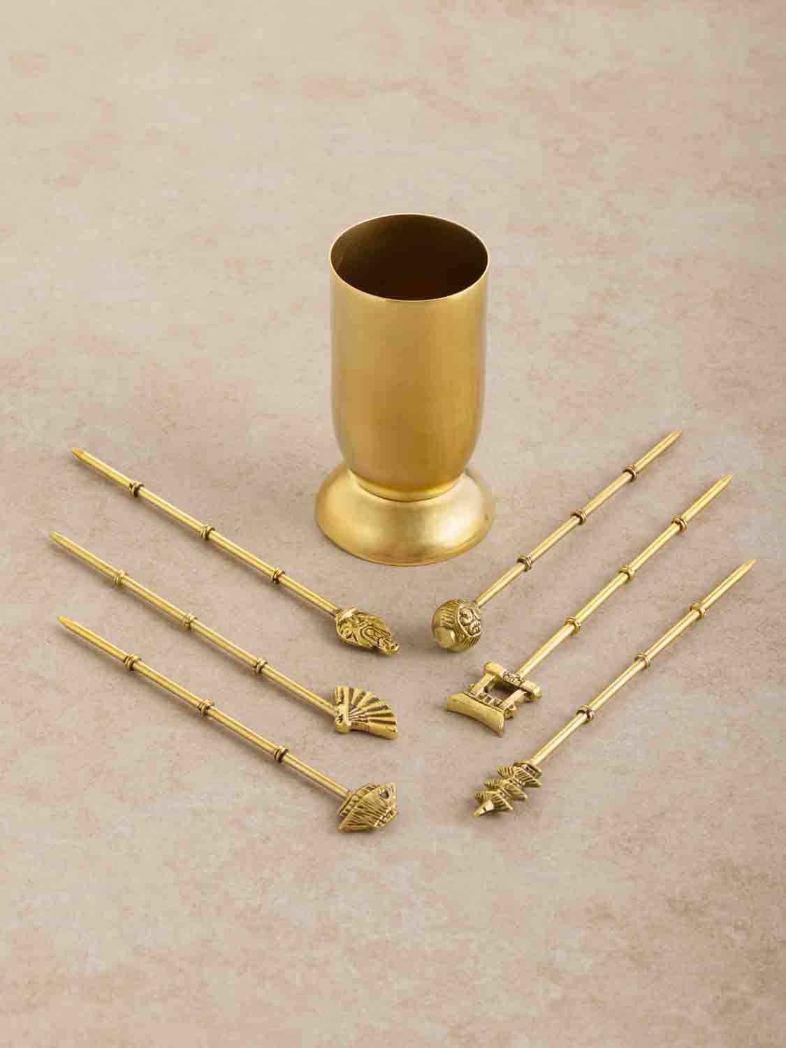 GAURI KOHLI GK41050 Magnolia Cocktail Picks