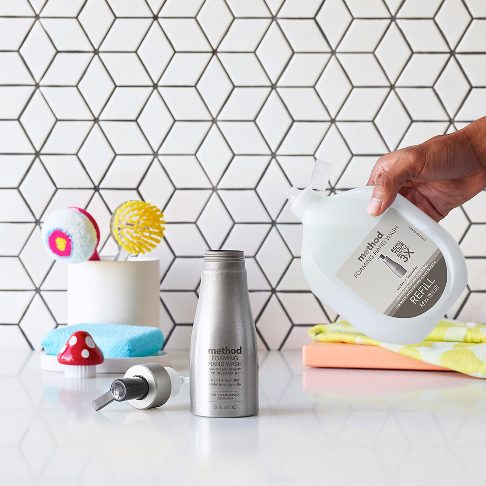 method 354982 Hand-Soap-And-Sanitizers - View #2