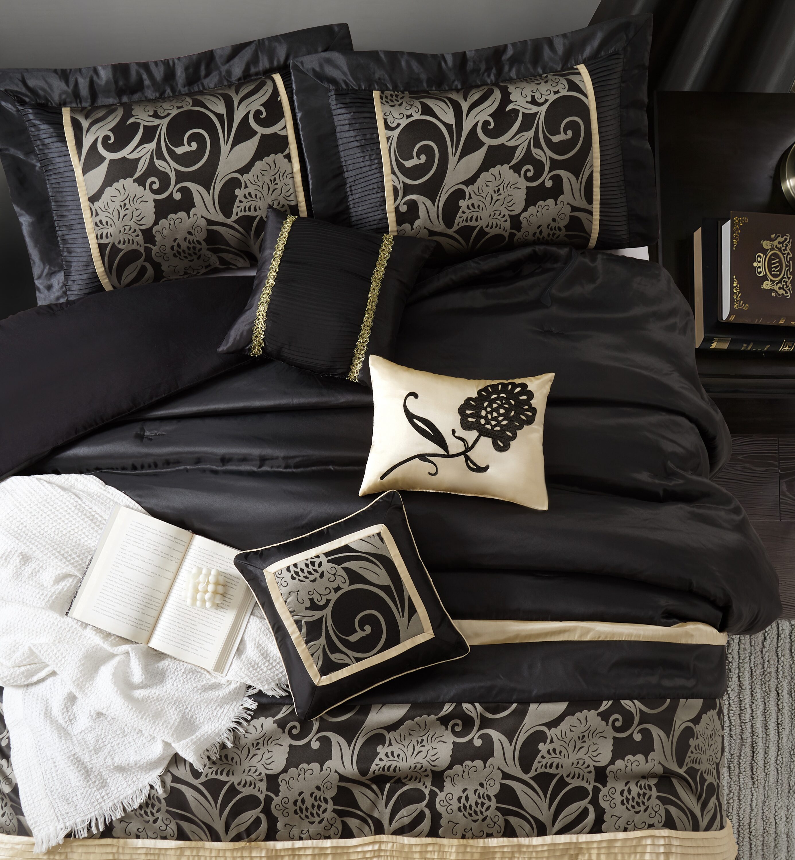 Nanshing MOLLYBEE7-F bedding - View #2