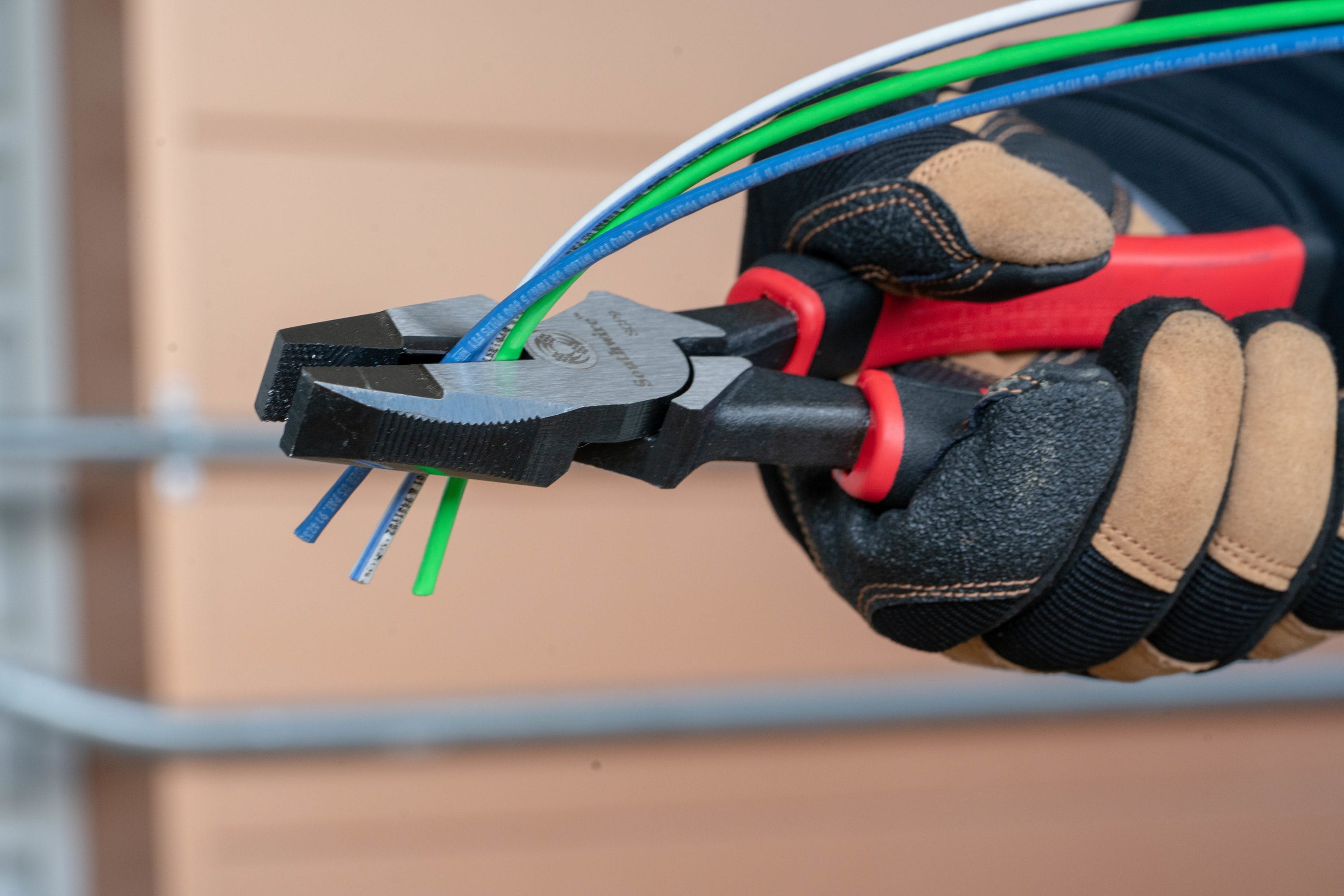 Southwire 58992940 sidecutters - View #7