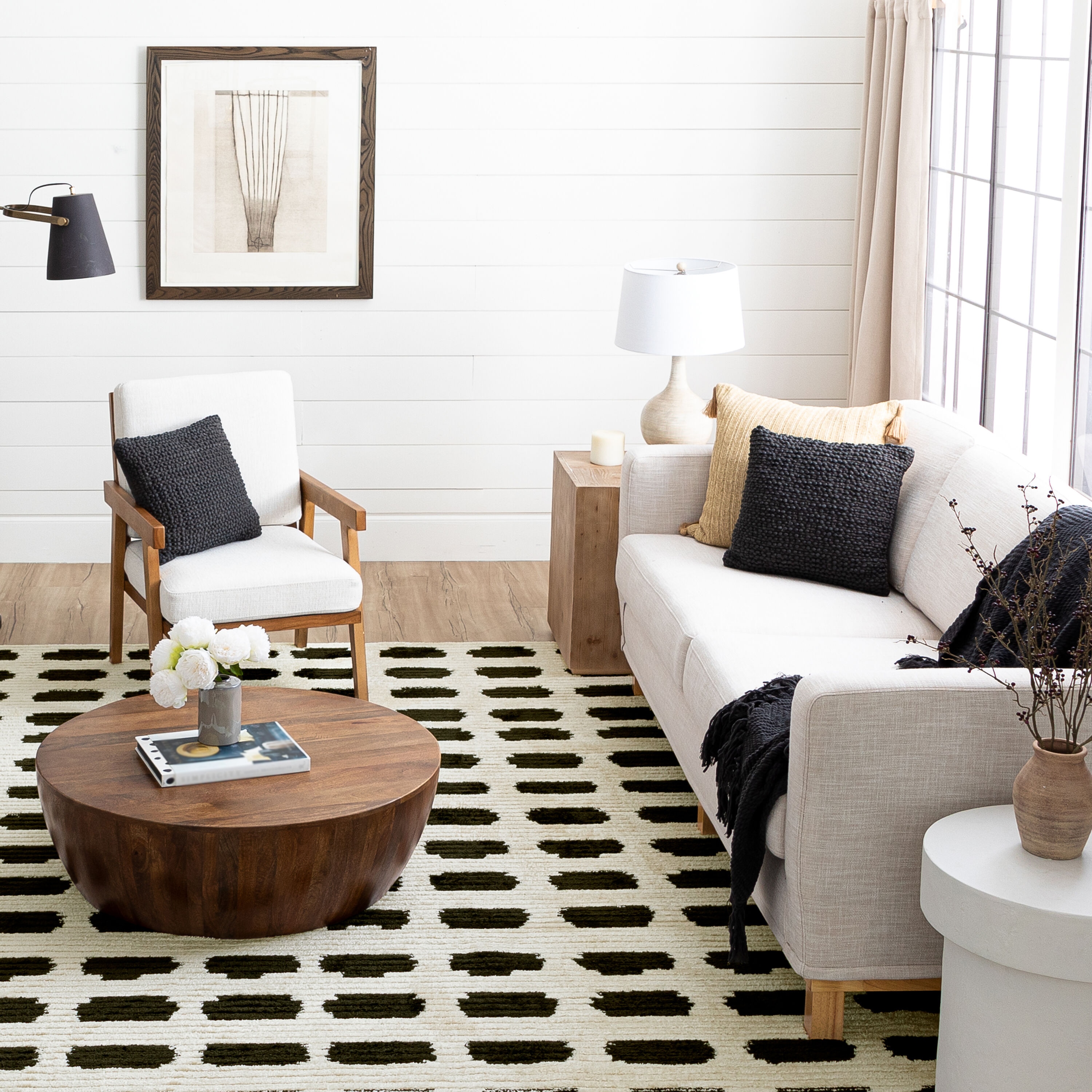 Bobby Berk 5 X 8 (ft) Black/ White Indoor Geometric Mid