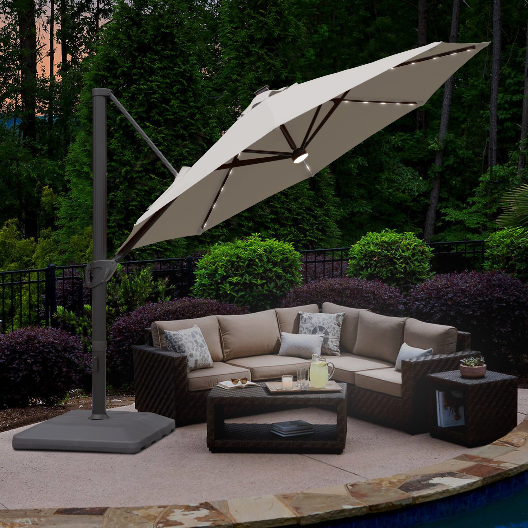 11 ft solar patio umbrella