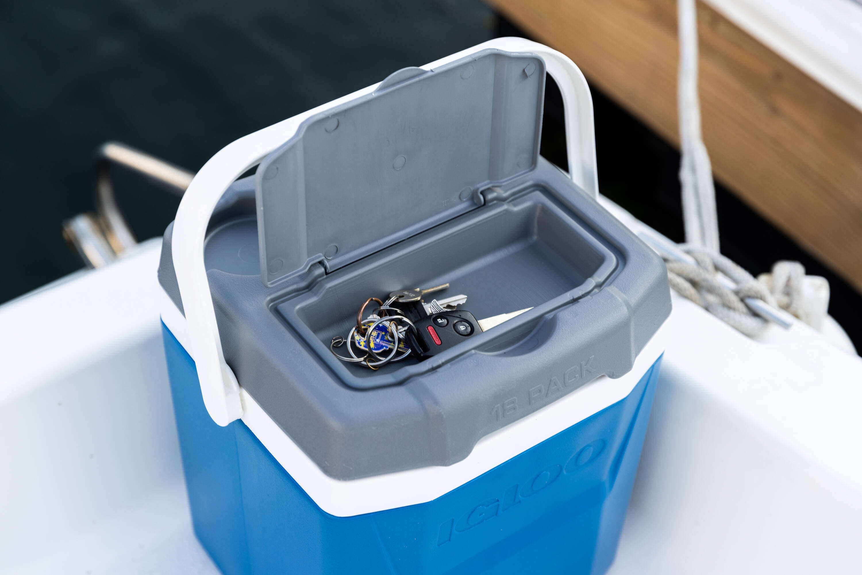 Igloo 32027 Portable-Coolers - View #8