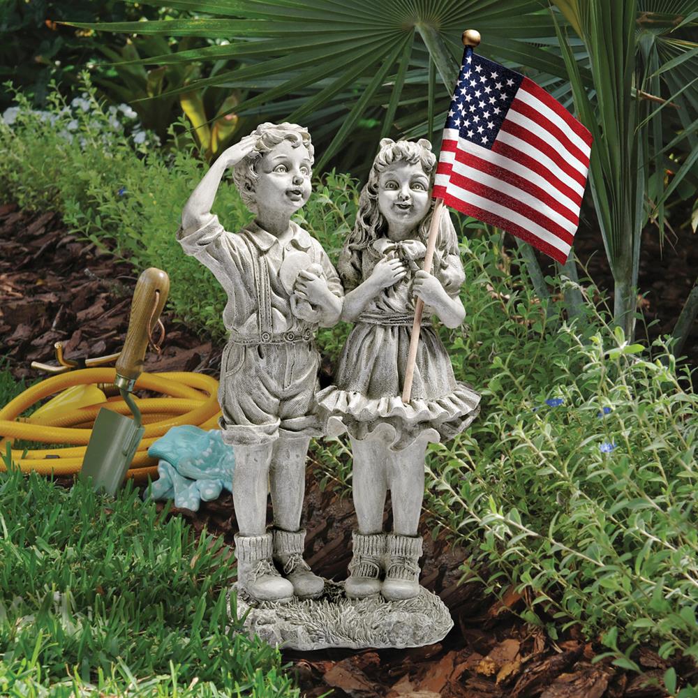 Design Toscano QM7512030 Garden-Statue - View #5