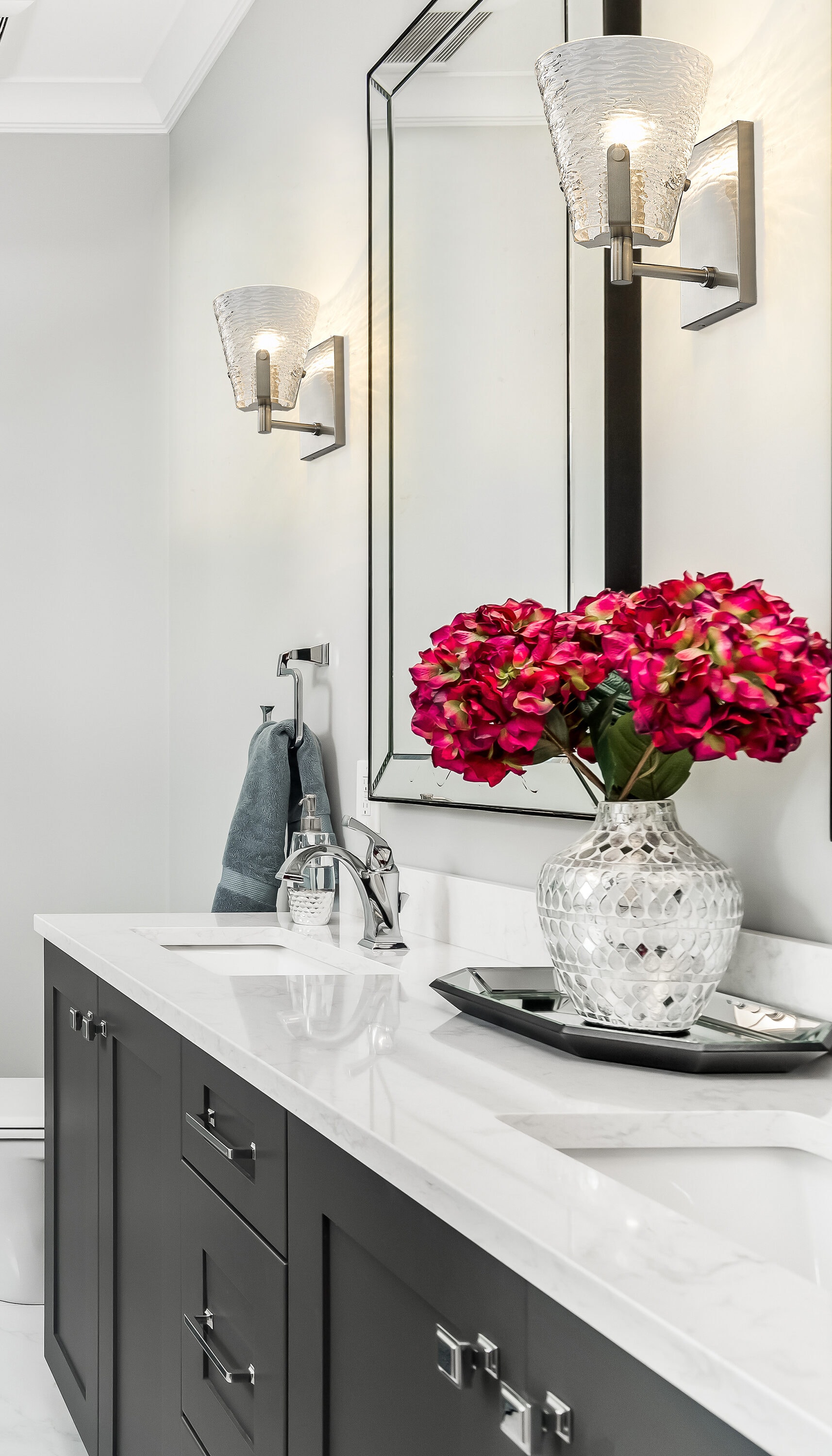 Analia Brushed Nickel and Glass 1-Light Wall Sconce