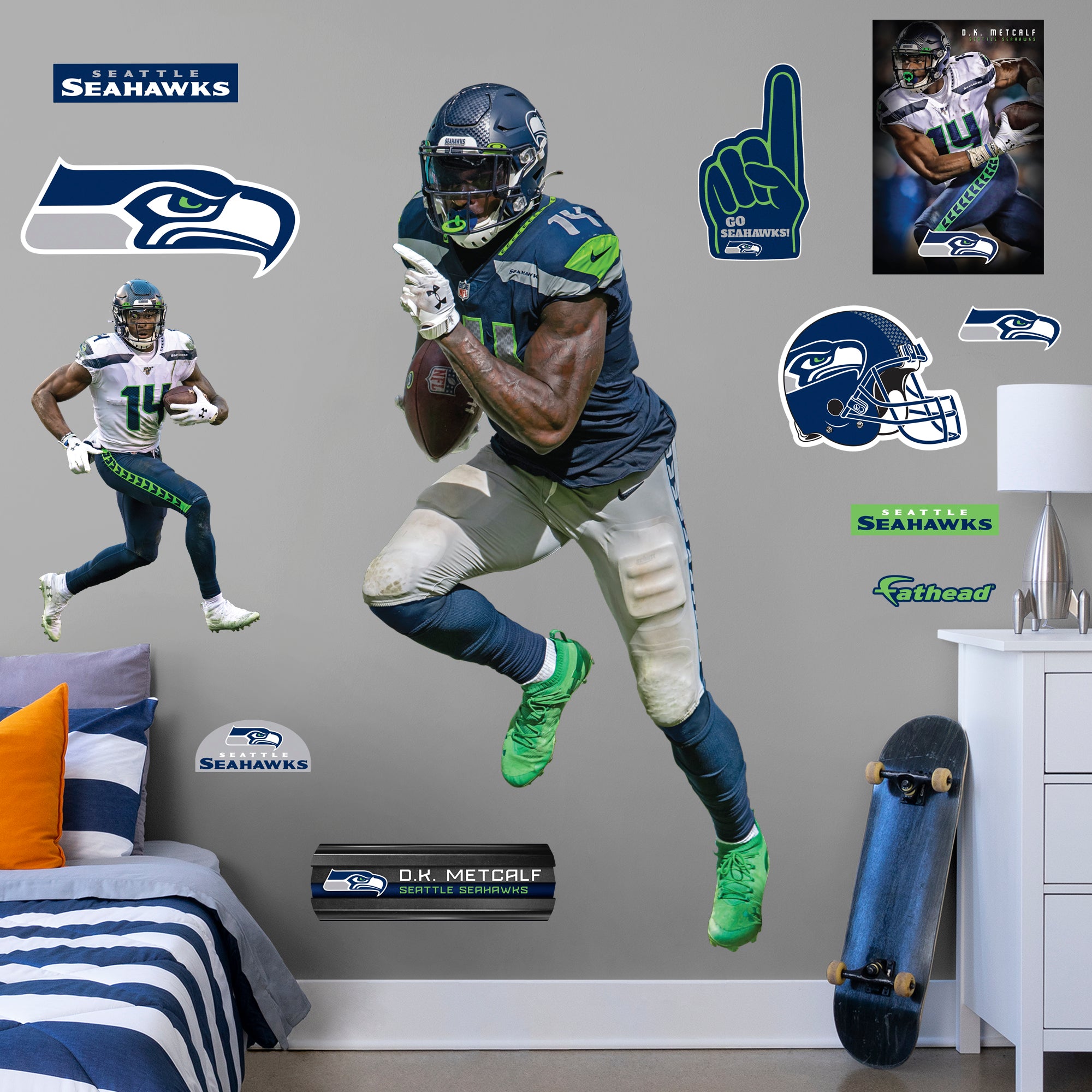 Fathead 1900-01735-001 32-Inches W x 50-Inches H Self-adhesive Multiple colors/finishes Sports Wall Decal