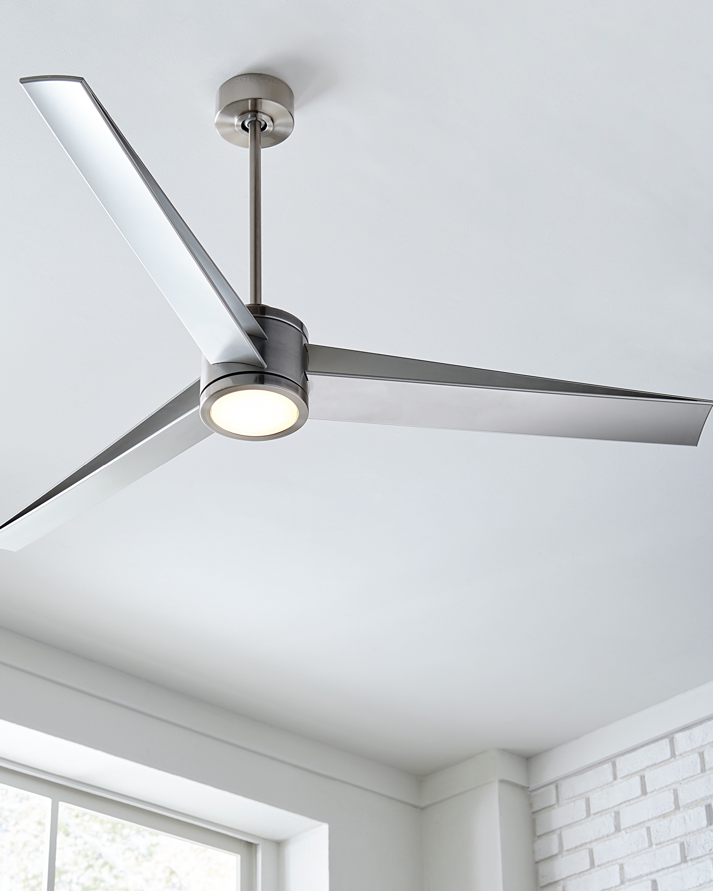 Generation Lighting 3AMR60RZWD Armstrong 60-in Integrated LED Outdoor Matte White with Matte White Blades Ceiling Fan With Light - Remote Included ( 3 -Blade )