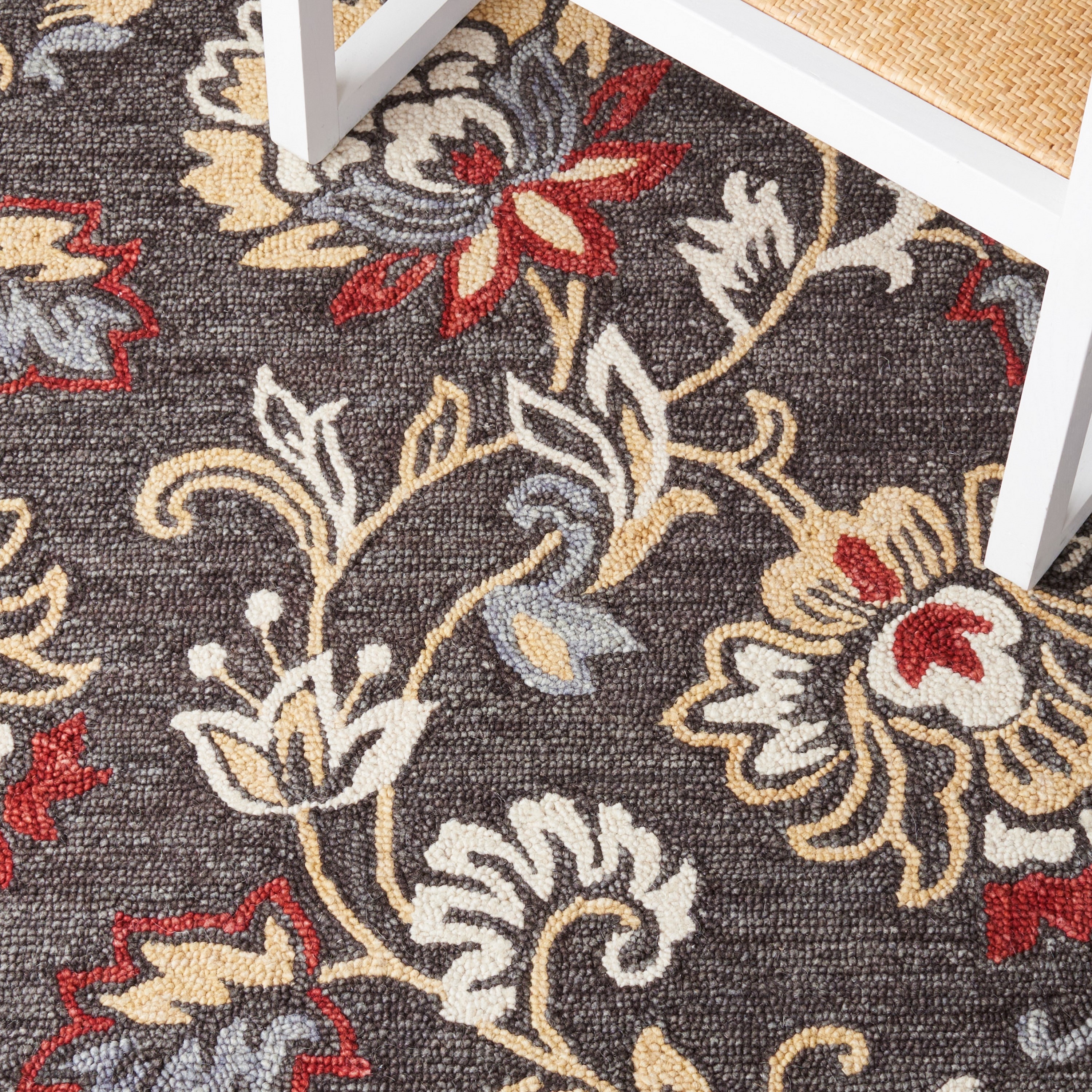 Gray Floral Hand-Tufted Wool 8' x 10' Area Rug