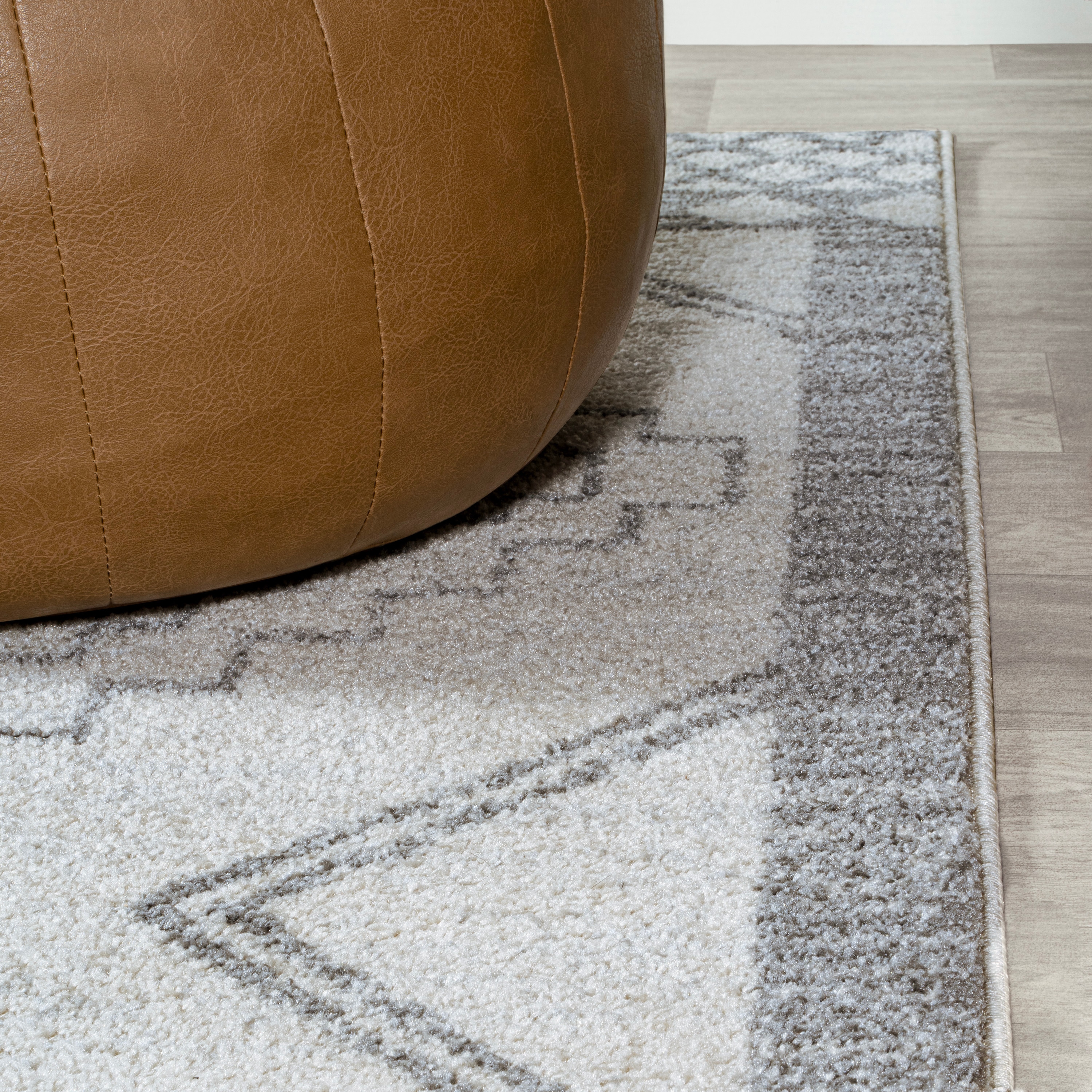 JONATHAN  Y VMOH200B-4 rugs - View #8