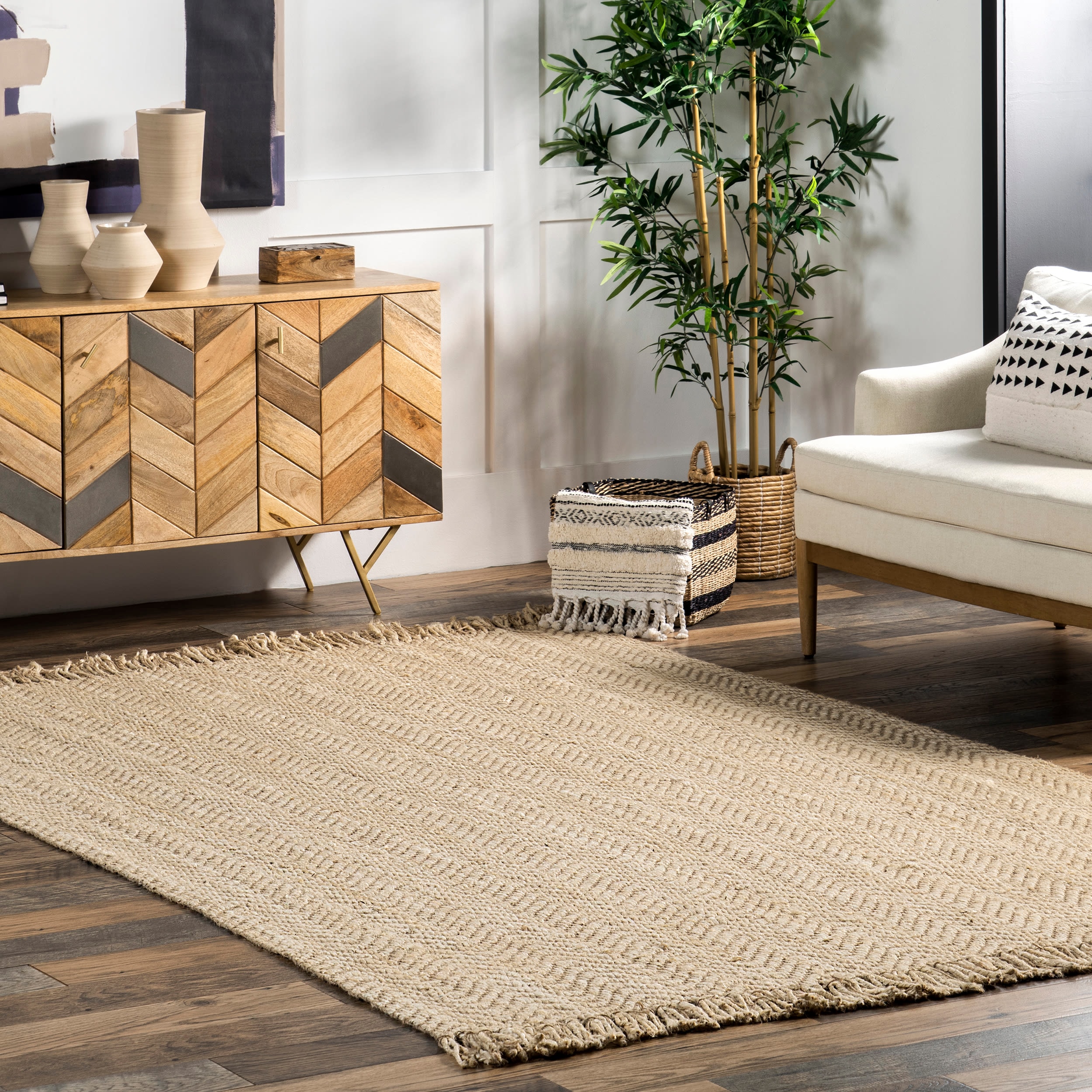 Handwoven Natural Jute 3'x5' Area Rug with Fringe Detail - Brown