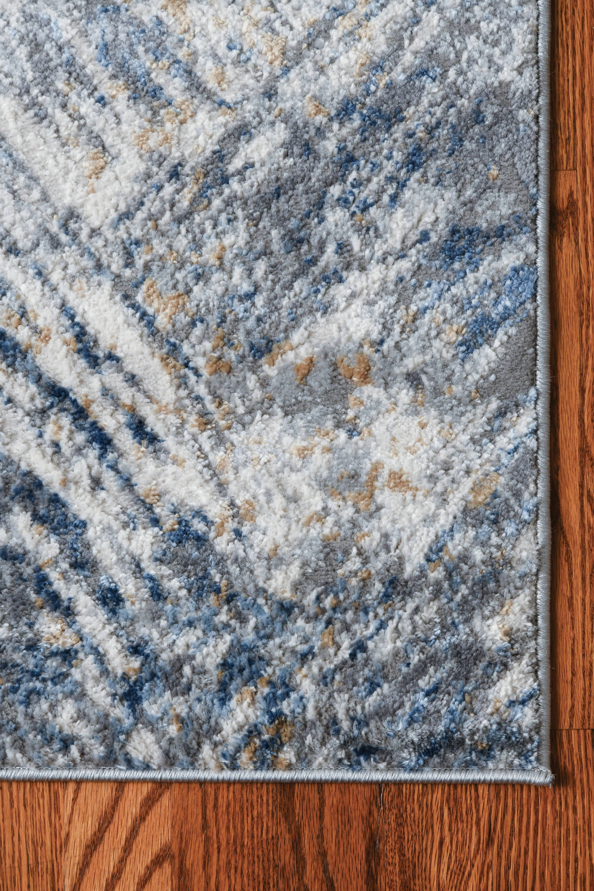 United Weavers Of America 4540 20360 24 rugs - View #3