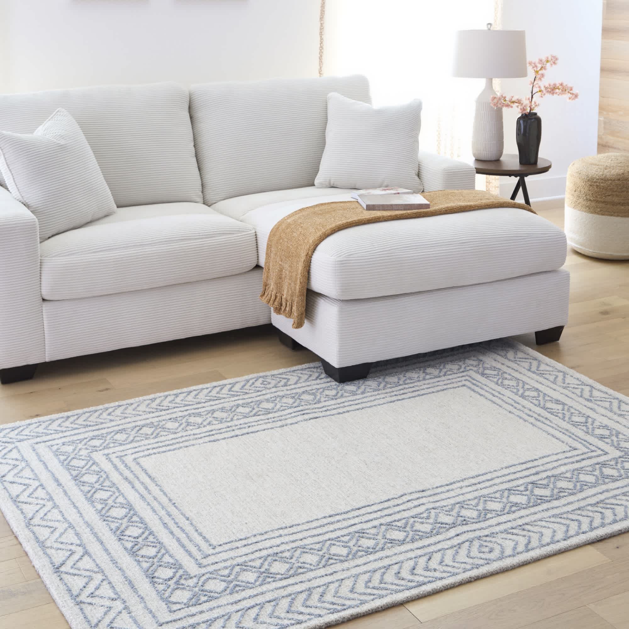 Signature Design by Ashley R407852 rugs - View #2