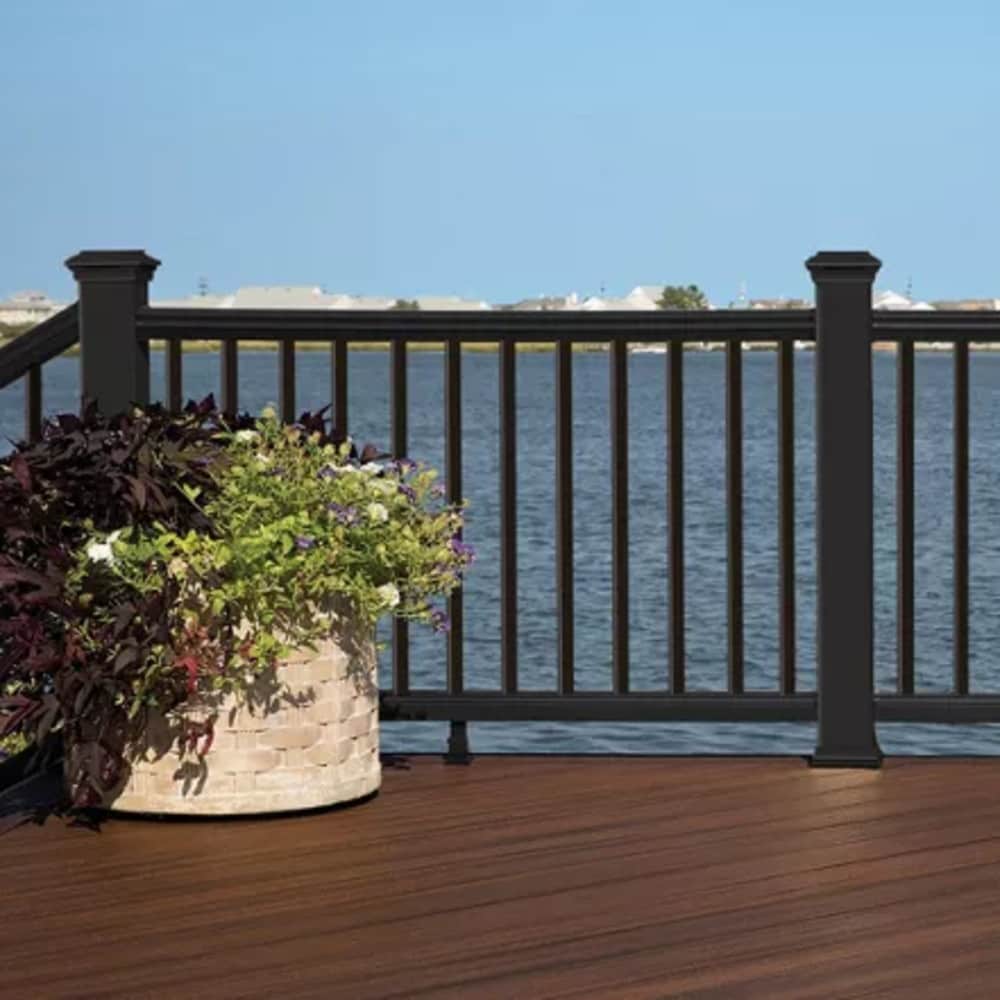 Trex BK0842HRKFS railings - View #5
