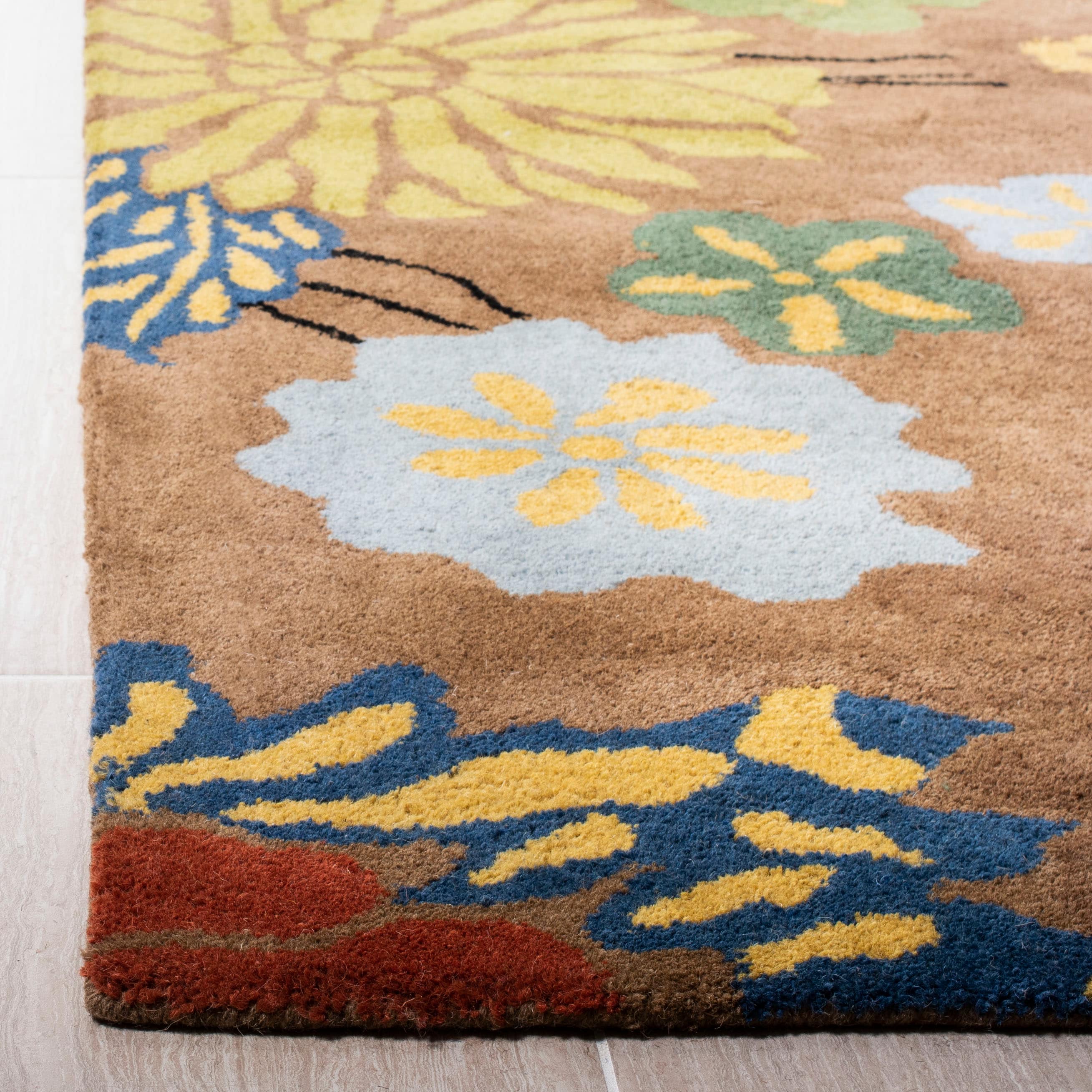 Safavieh SOH738A-4 rugs - View #3