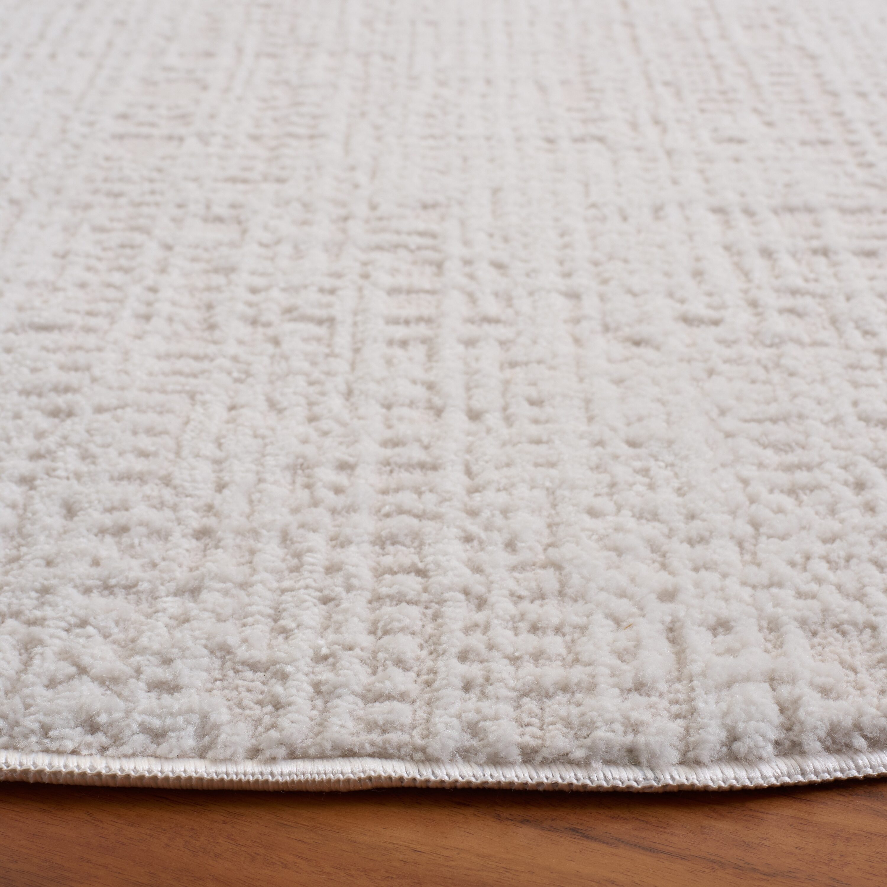 Safavieh LUA336A-7R rugs - View #3