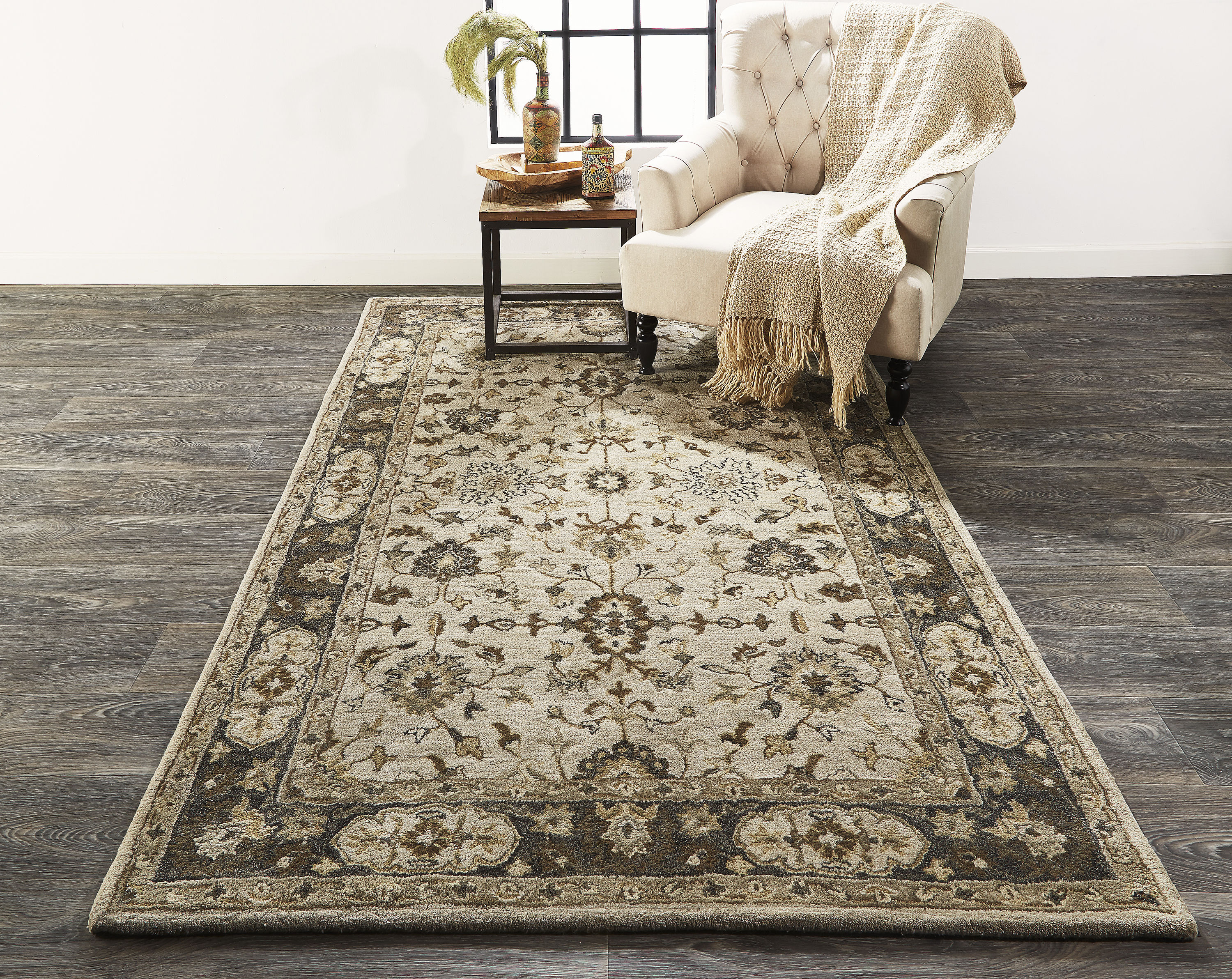 Eaton Traditional Gray and Taupe Hand-Tufted Wool Area Rug 8' x 11'
