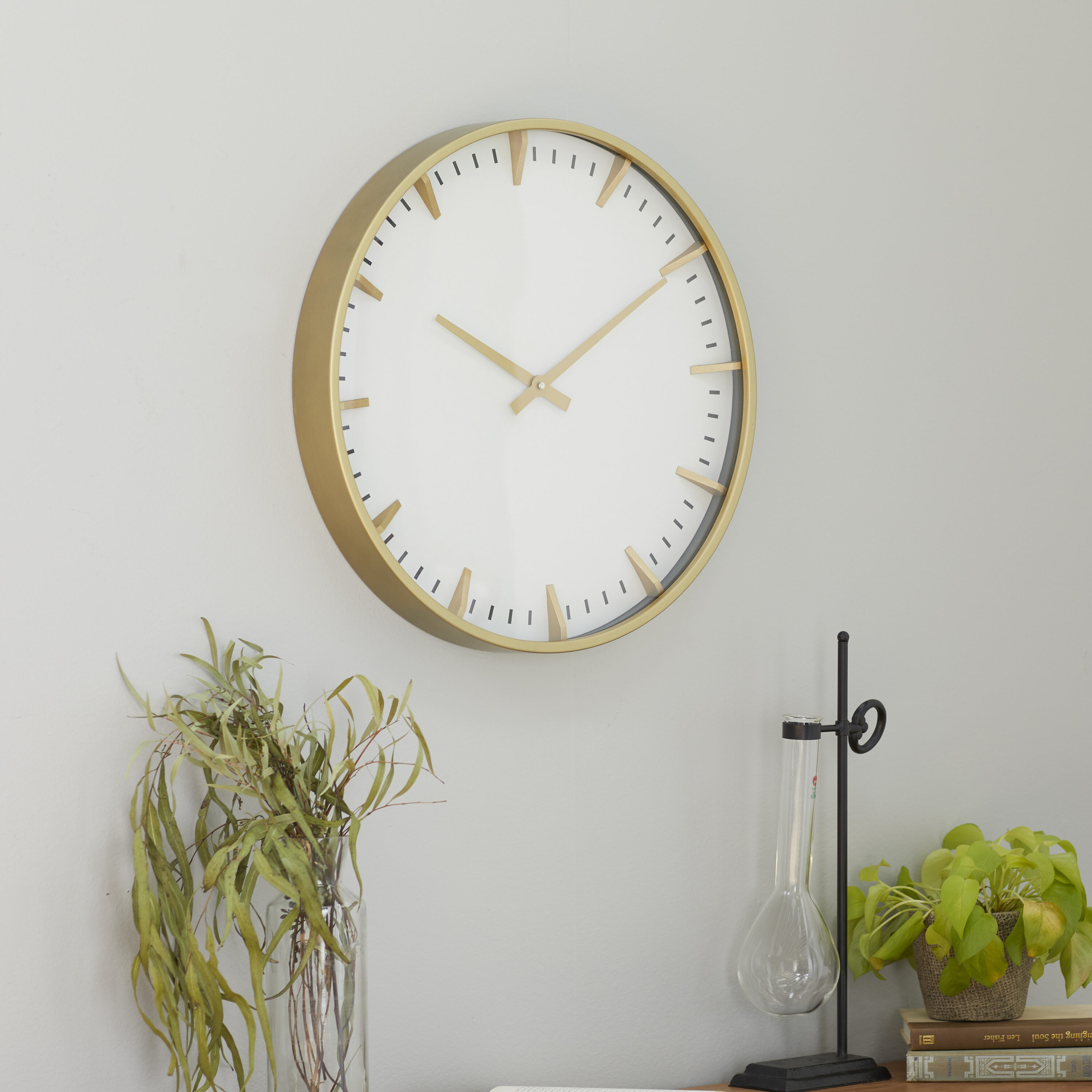 Grayson Lane 92285 Analog Round Wall Contemporary