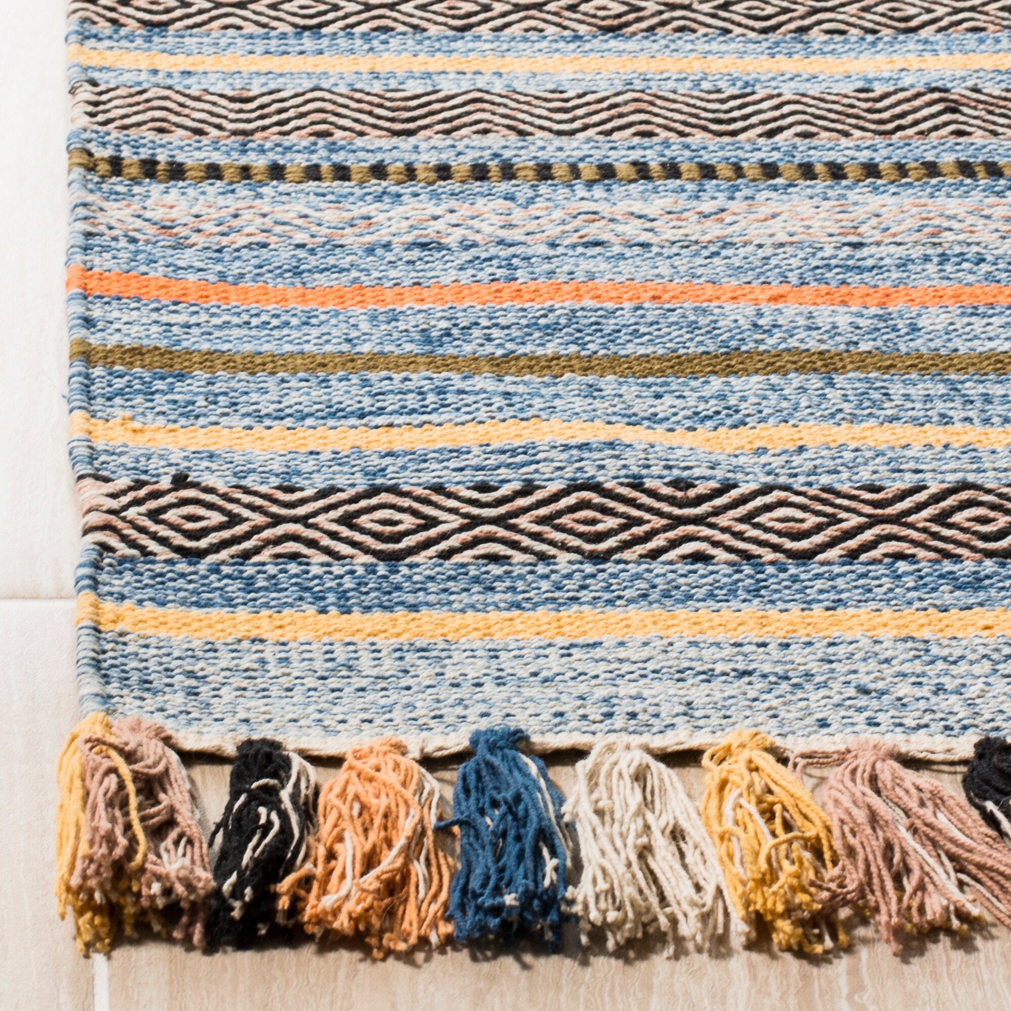 Safavieh MTK901C-5 rugs - View #3
