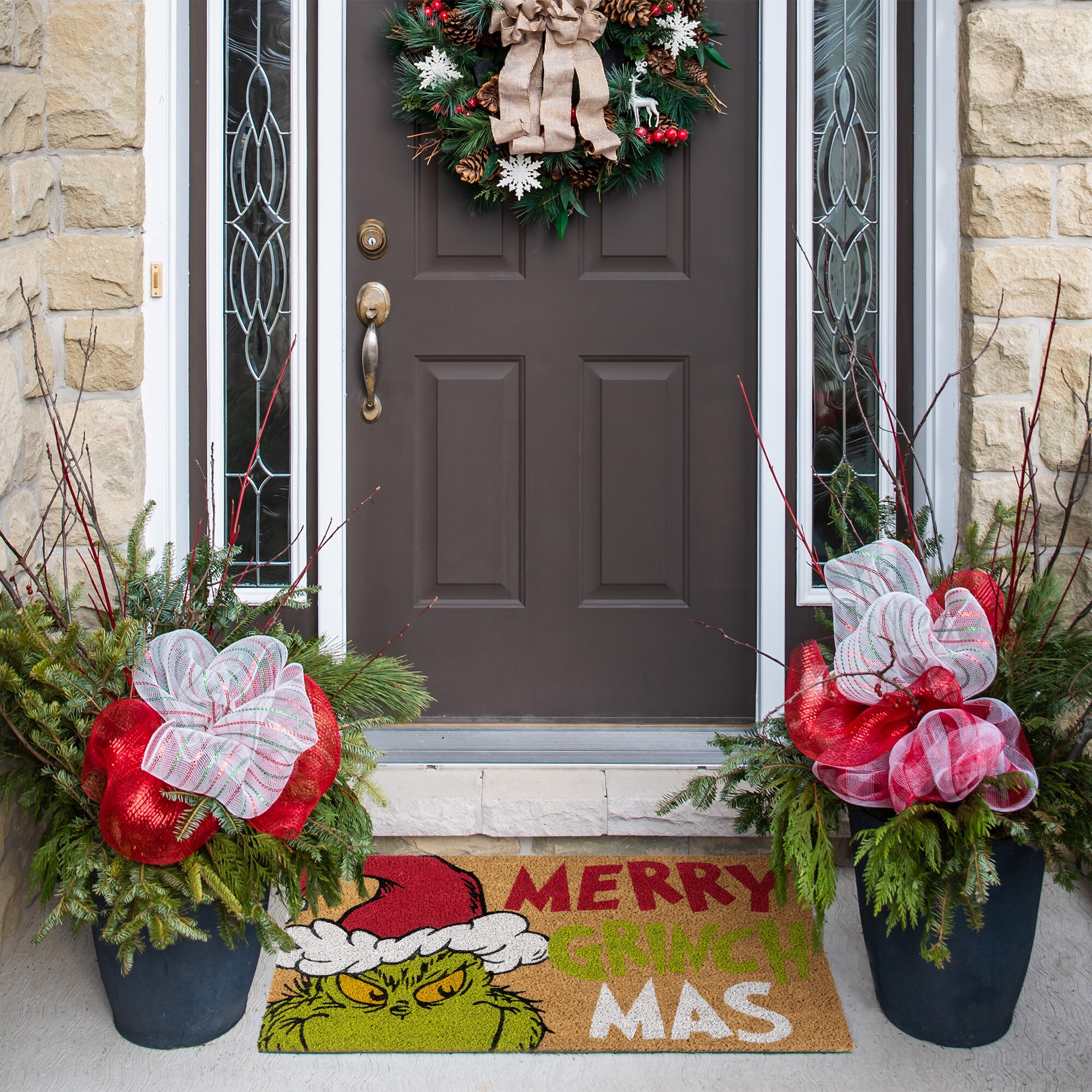 Grinch 18694 1-1/2-ft x 2-1/2-ft multicolor Coir Rectangular Indoor or outdoor Decorative Nature Door mat