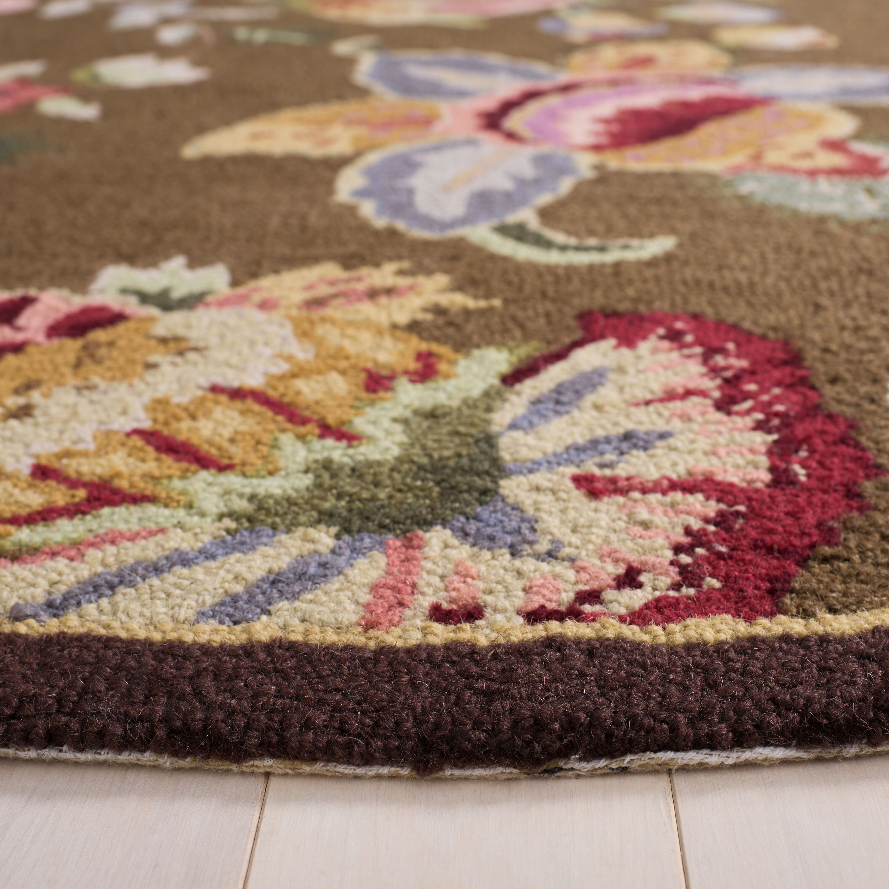Safavieh HK331B-5OV rugs - View #3