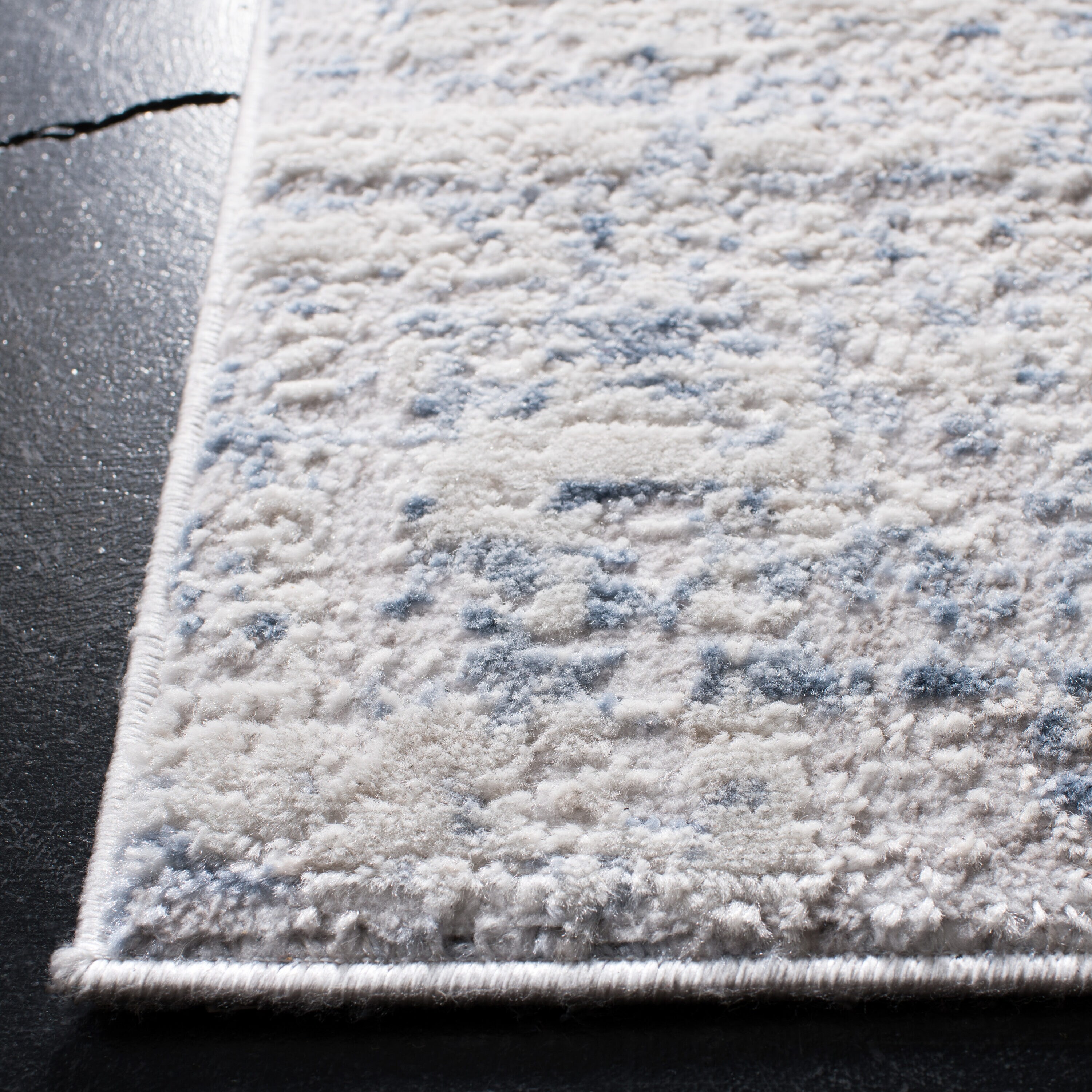 Safavieh ALA700A-8 rugs - View #3