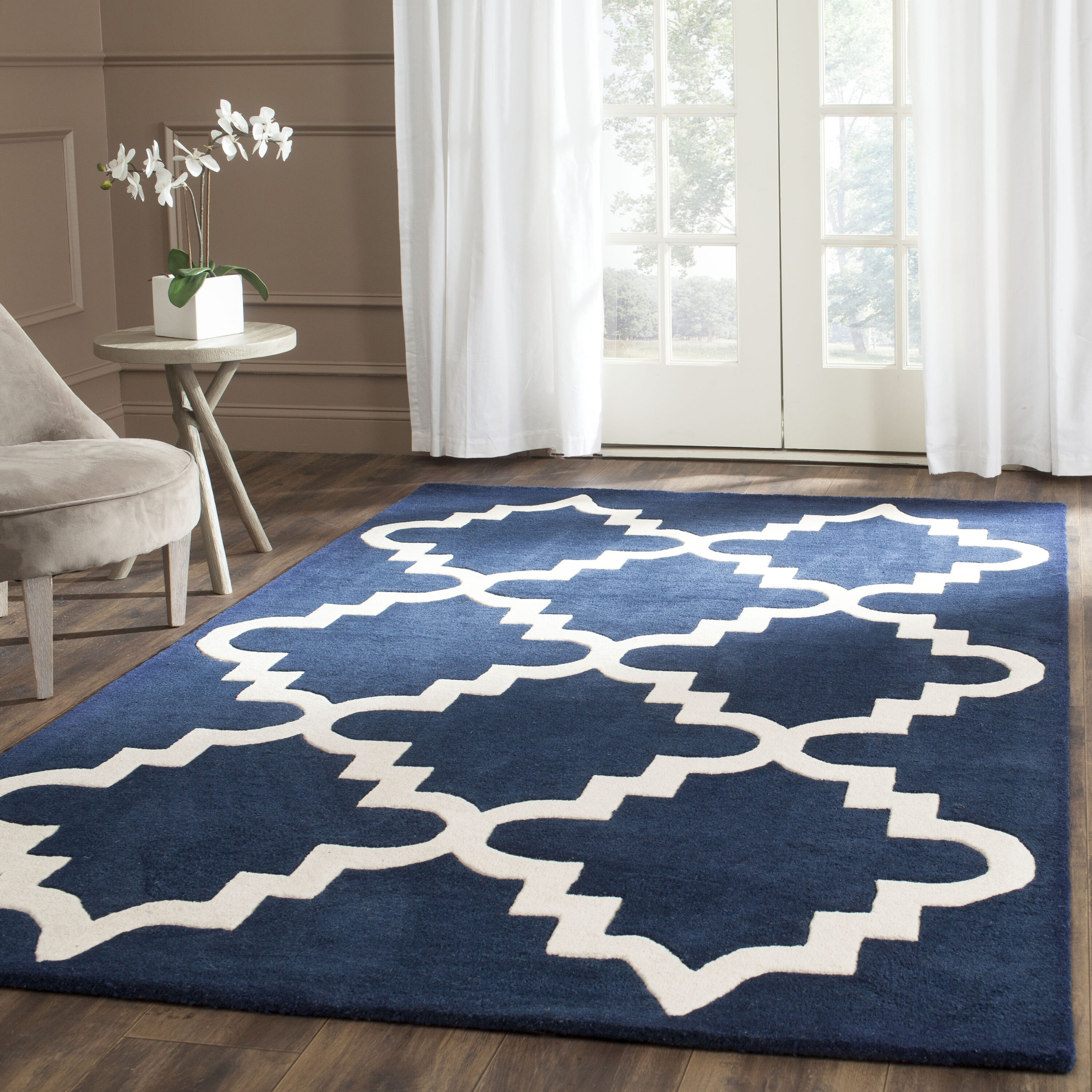 Safavieh - Chatham 753 Dark Blue/Ivory Contemporary 4ft x 6ft Small Rectangle Rug