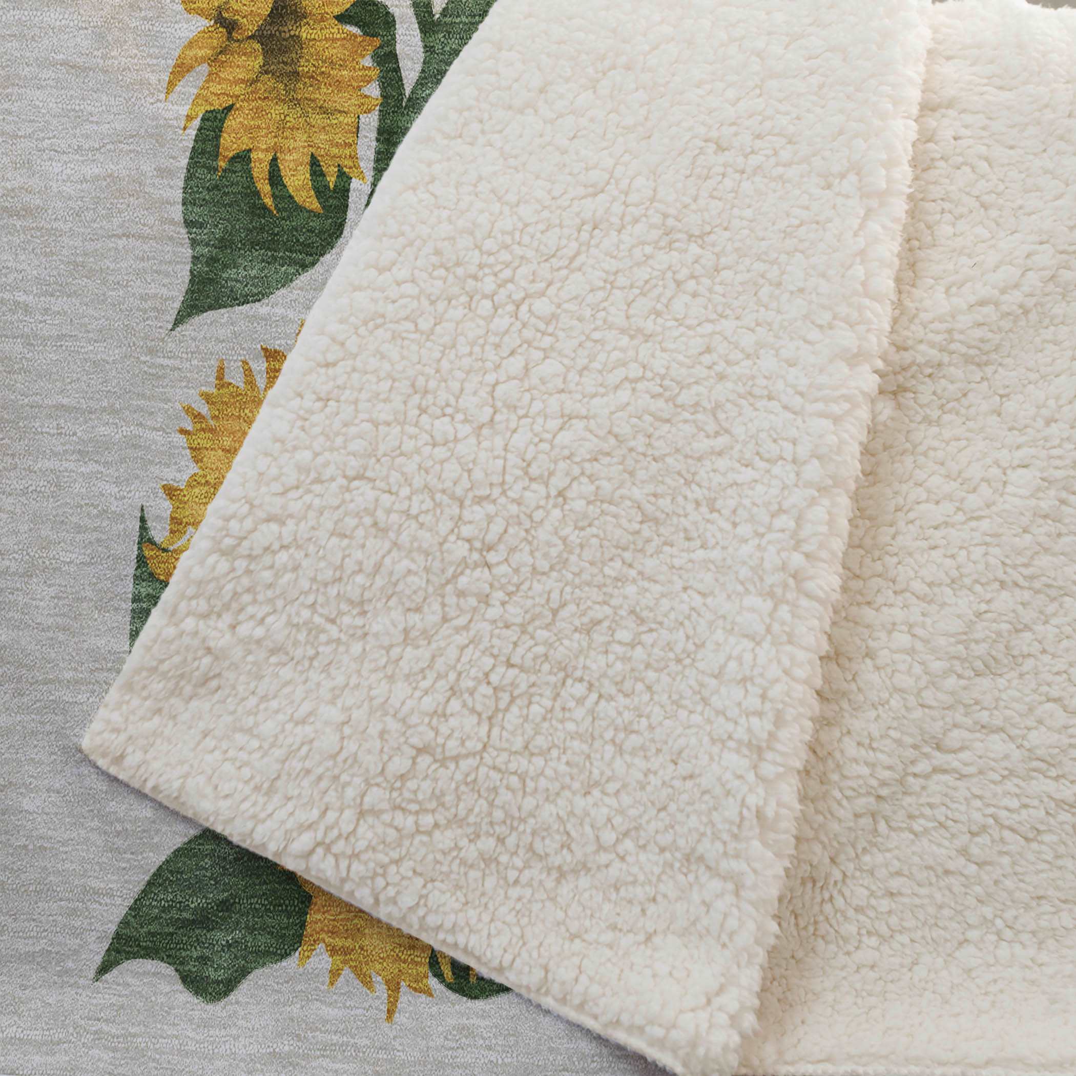 Addison Rugs ASB172YE50X70 Blankets-And-Throws - View #5
