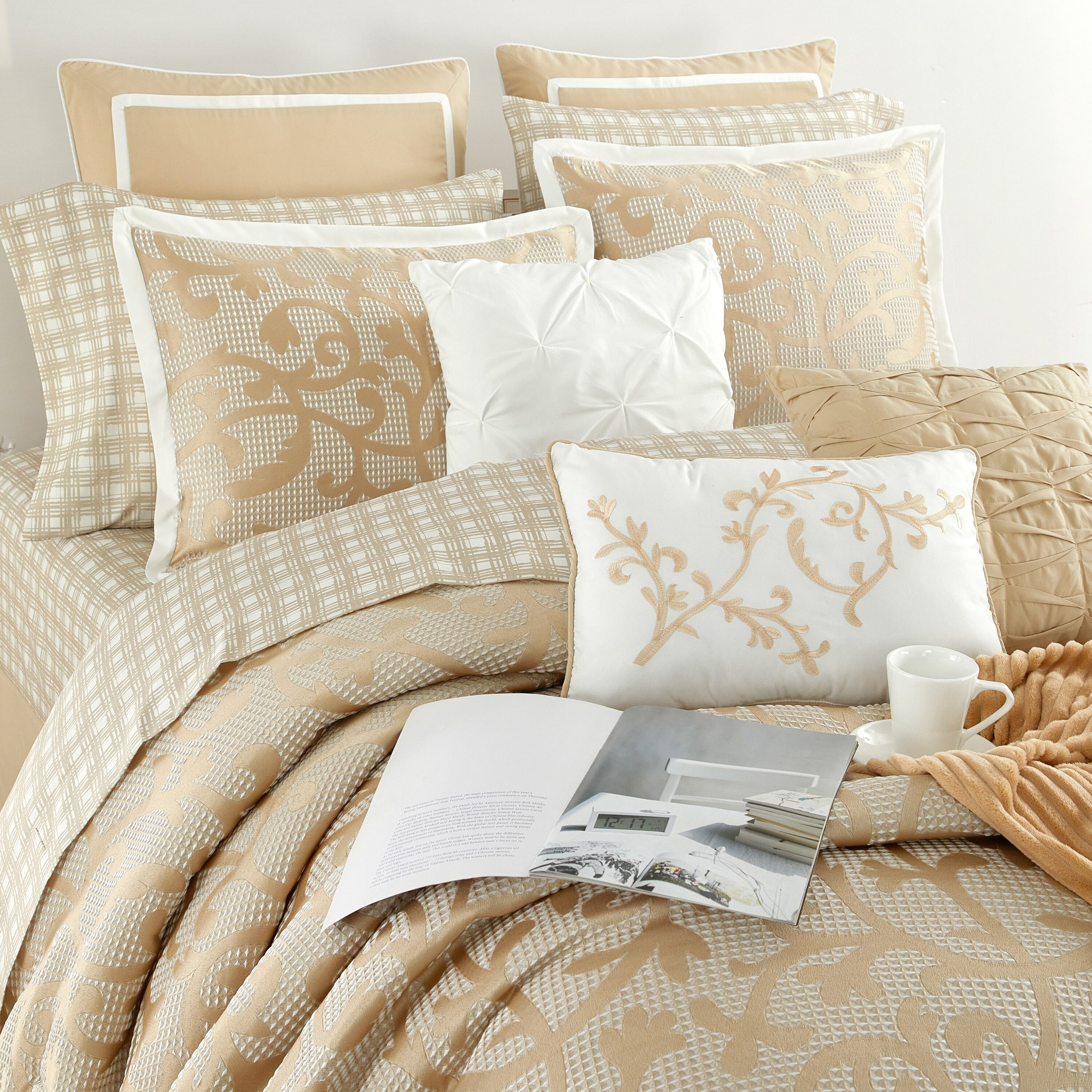 Nanshing JOHNELLA14-Q-TAUP bedding - View #2