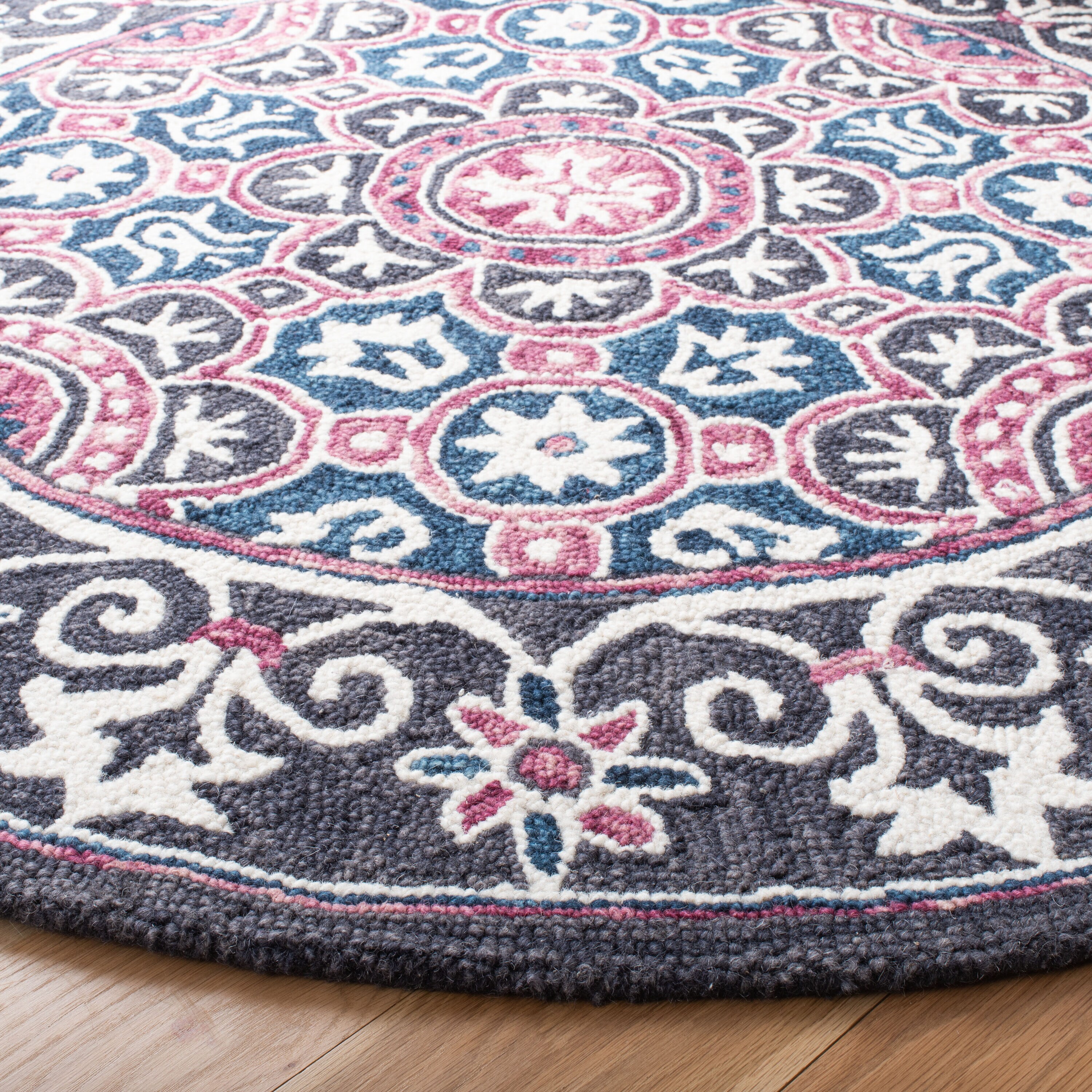 Safavieh MLP632A-5R rugs - View #3