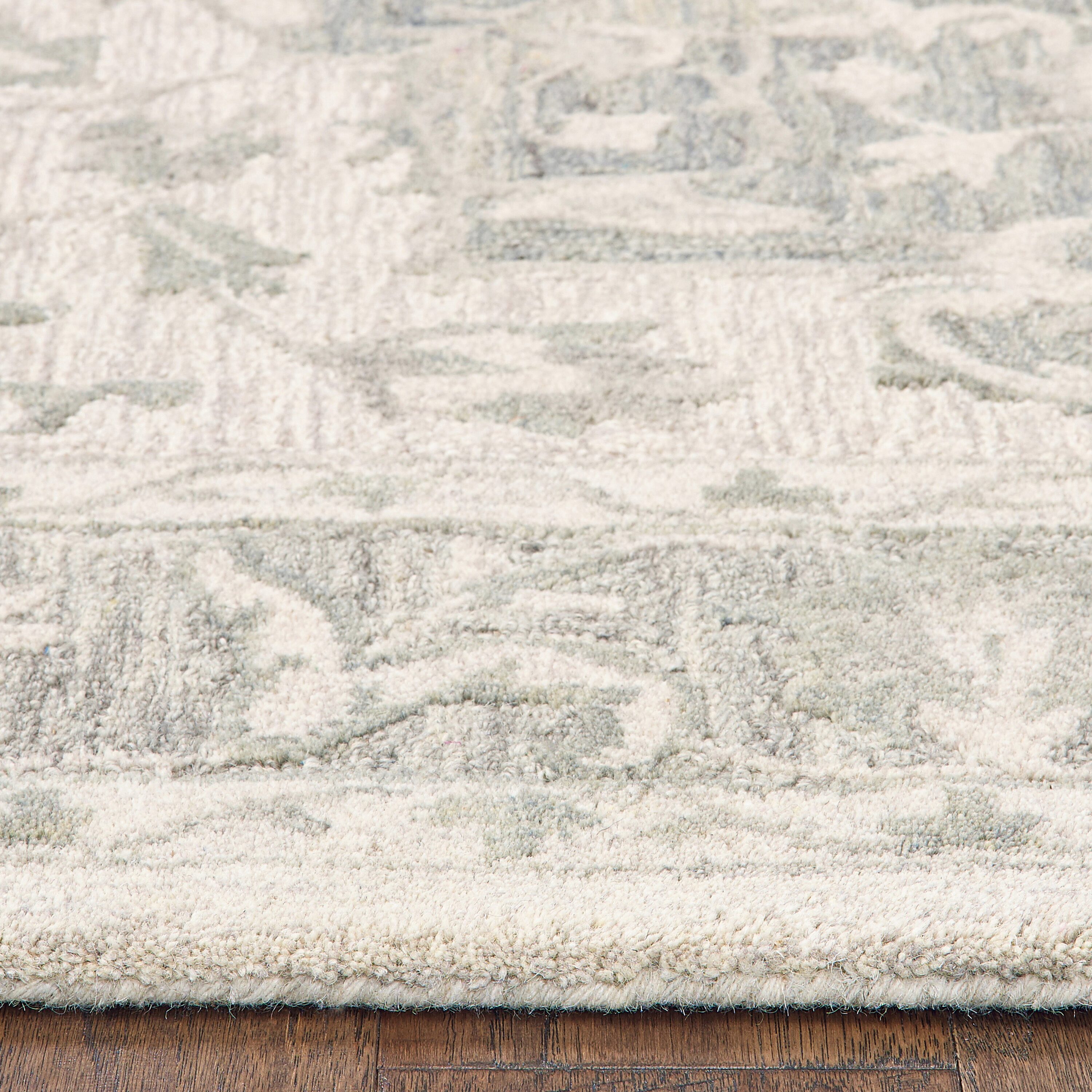 Handmade Gray Medallion Tufted Wool Area Rug 5' x 7'