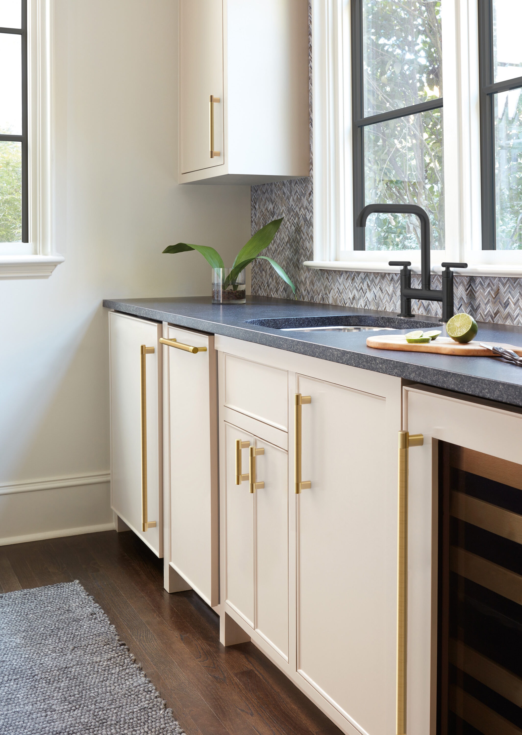 Amerock Bronx 24" Champagne Bronze Appliance Pull